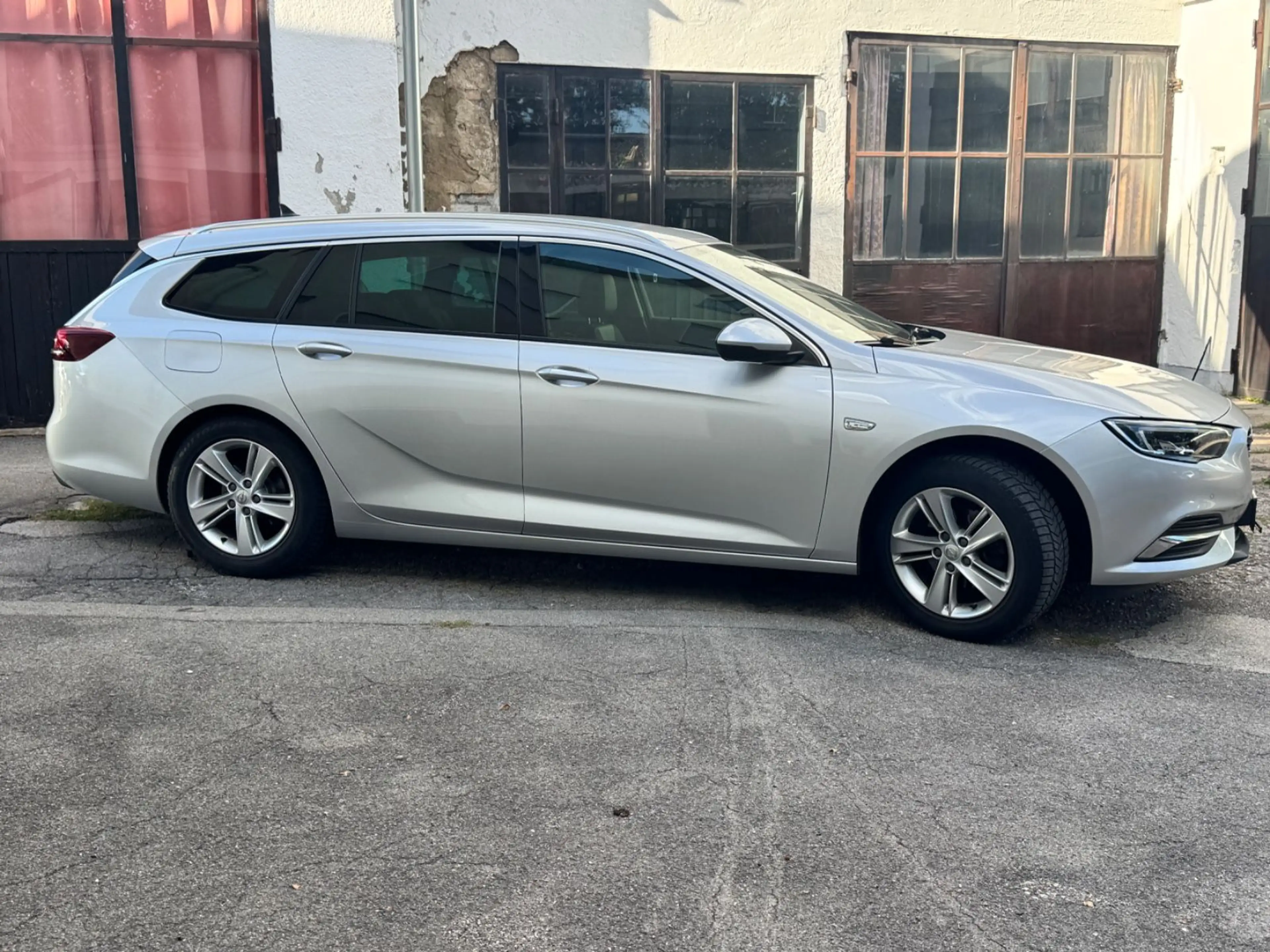Opel Insignia B Sports Tourer Innovation — photo 4