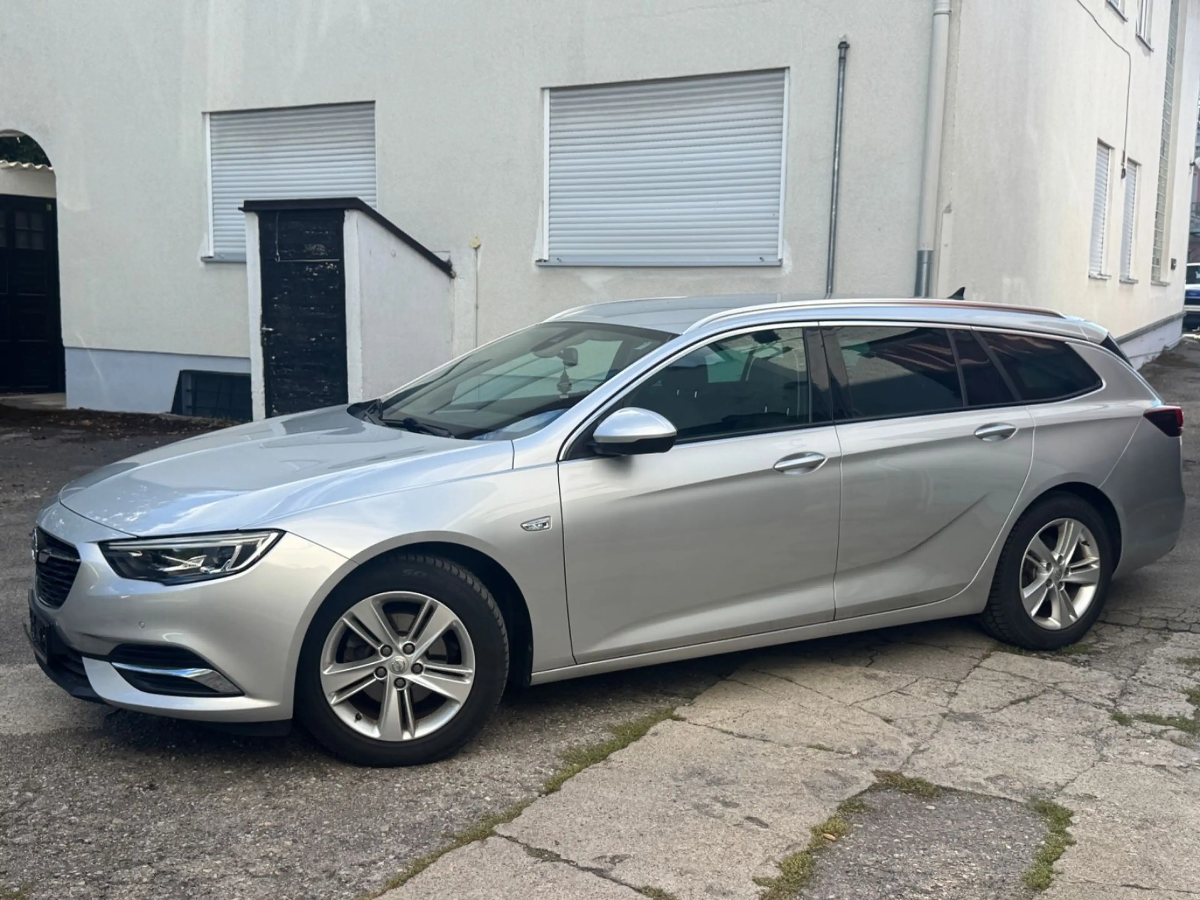 Opel Insignia B Sports Tourer Innovation — photo 3