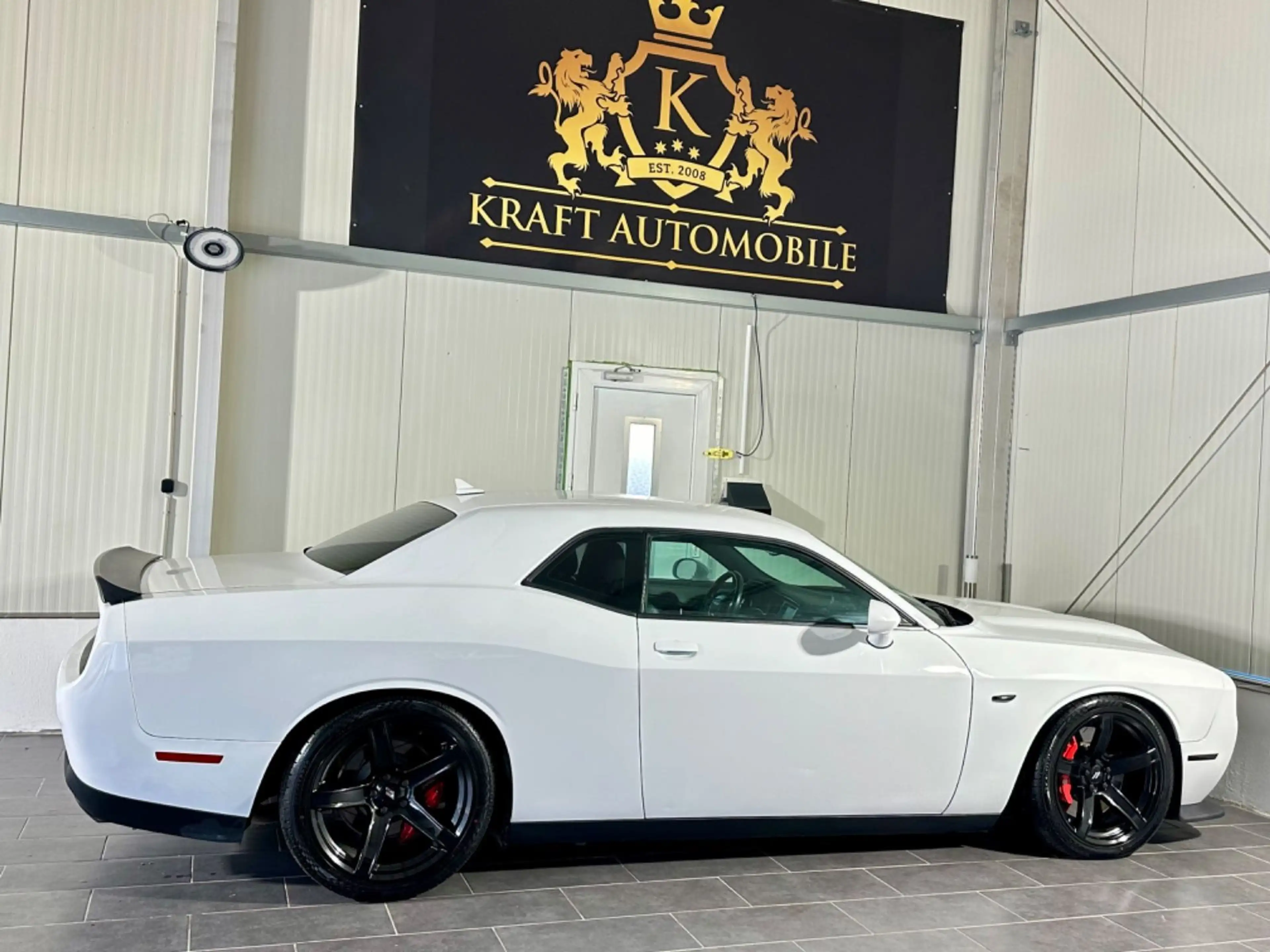 Dodge Challenger 6,2 V8-HELLCAT-H&R-LEDER-NAVI-EXTREM — photo 10