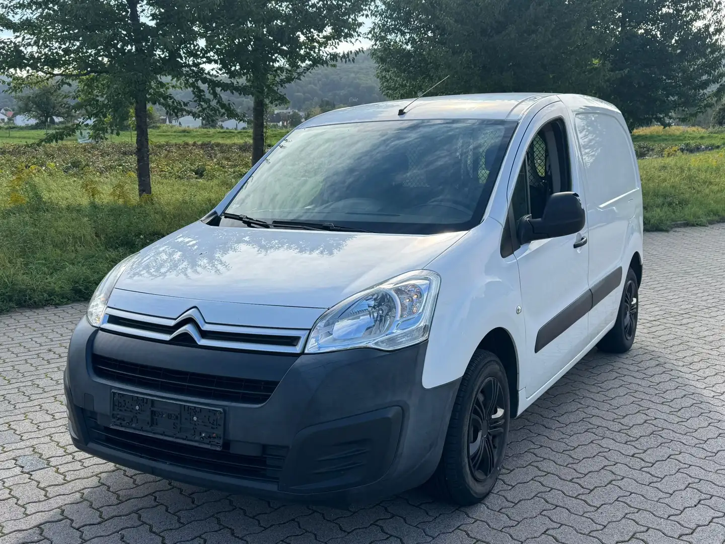 Citroen Berlingo Business L1 Klima Einpark - 2
