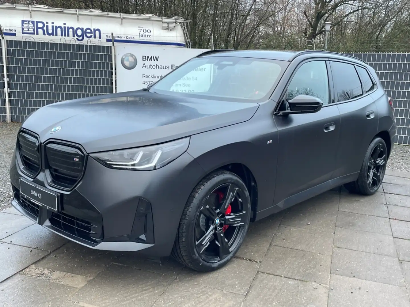 BMW X3 xDrive 21'' StandHZG DrivAssisProf el.Pano ! Grau - 1