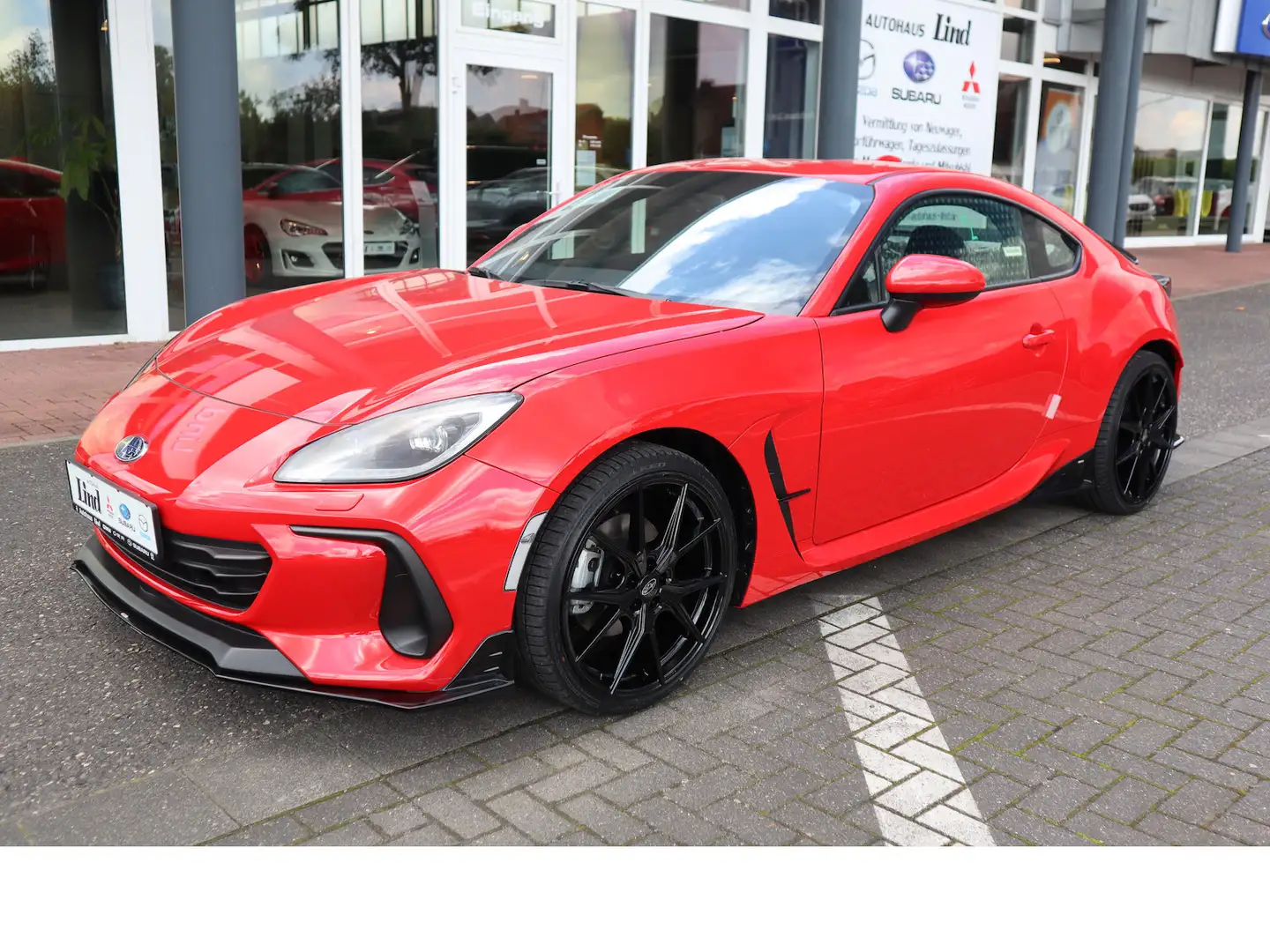 Subaru BRZ Sport mit STI-Paket 2024 Rosso - 2