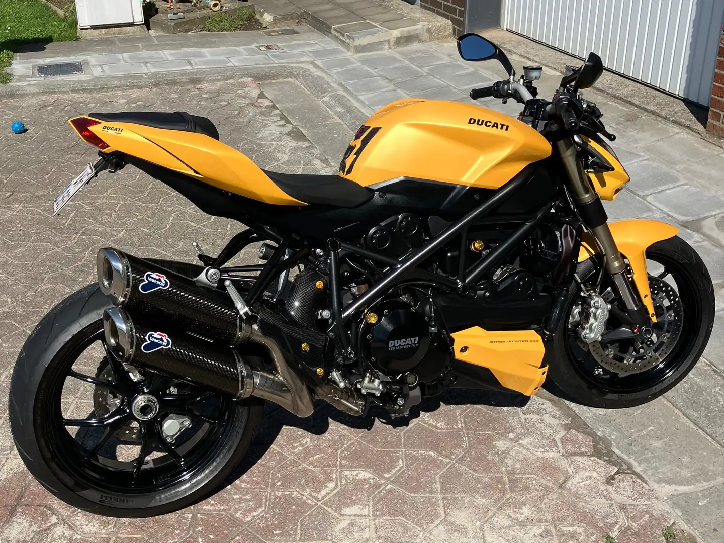 Ducati Streetfighter 848 Yellow - 1
