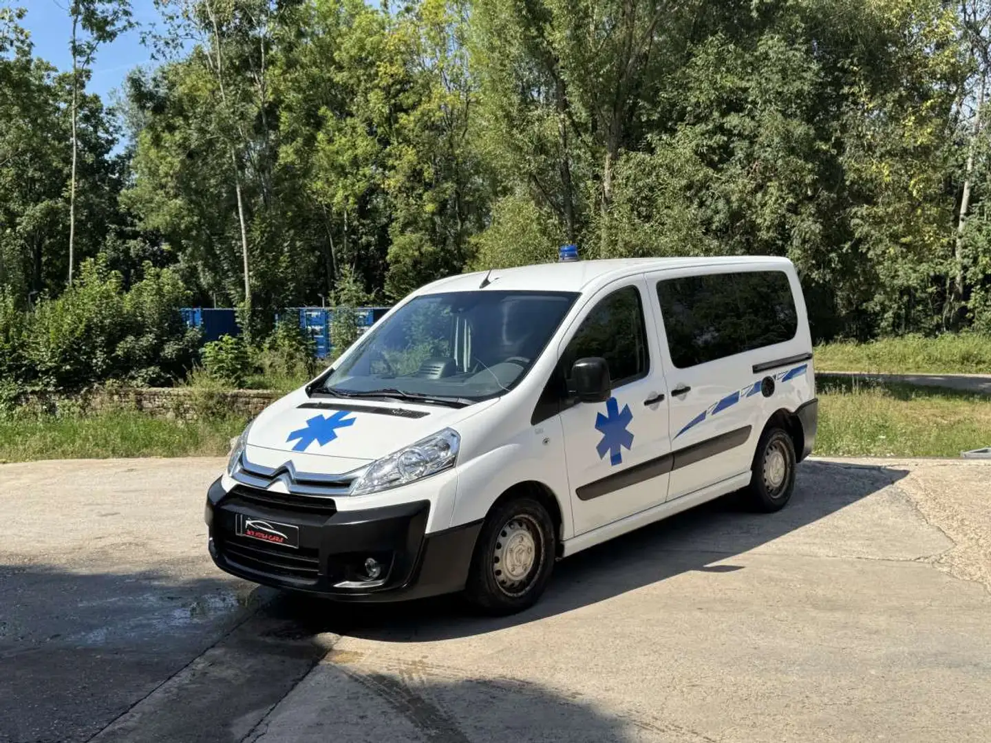 Citroen Jumpy 2.0HDI 130CV AMBULANCE Wit - 2