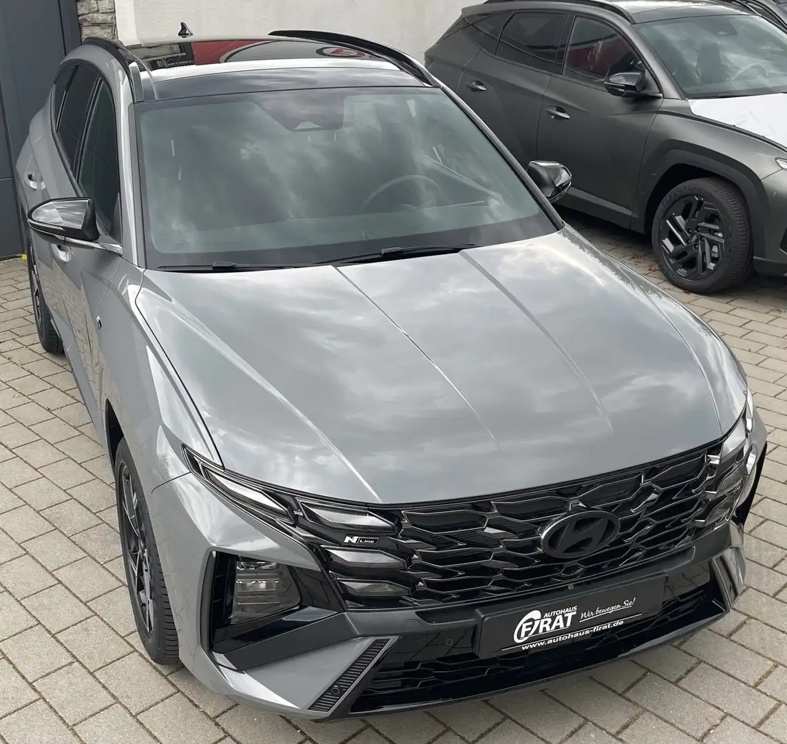 Hyundai TUCSON 1,6 crdi N-Line Pano LED Grigio - 2