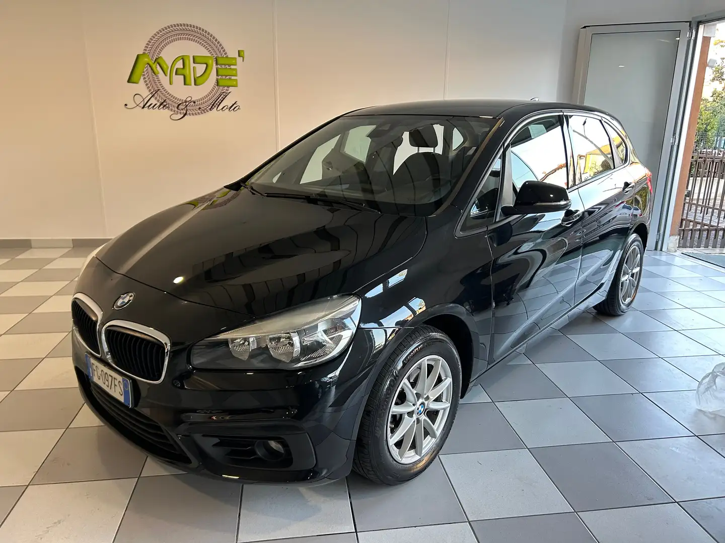 BMW 218 Active Tourer automatica UNICO PROPRIETARIO Nero - 1