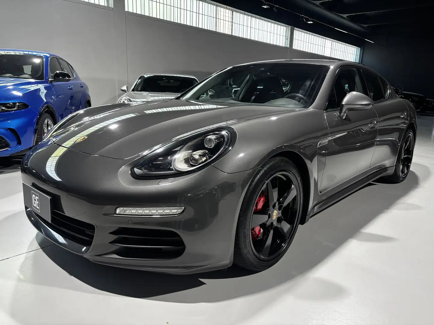 Porsche Panamera 3.0 300cv RESTYLING Grigio - 1