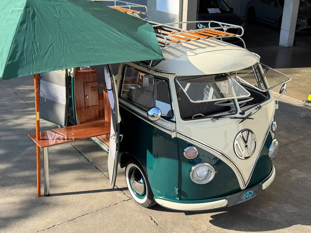 Volkswagen T1 Kombi Samba Style 23 Window Camper Oldtimer, foto 4