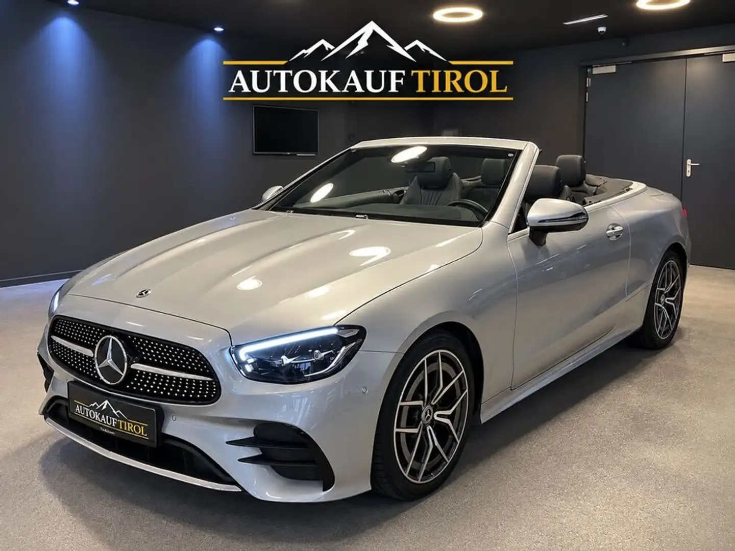 Mercedes-Benz E 200 AMG*Airsc*Acc*Windsc*Spurw*Led Silber - 1
