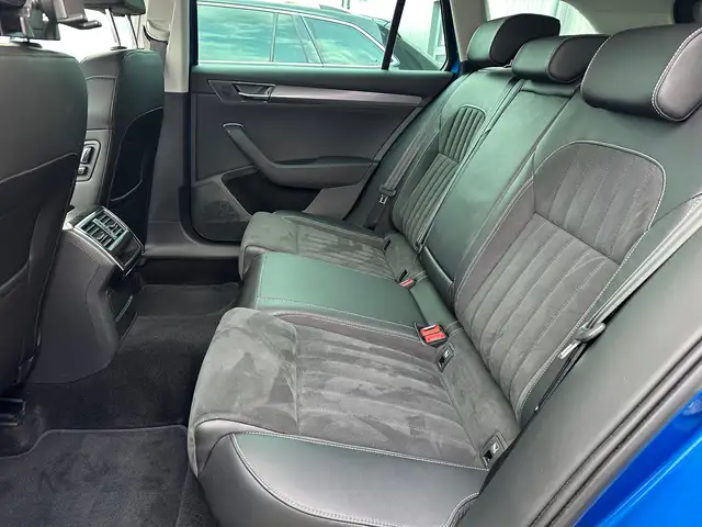 Skoda Superb view 13