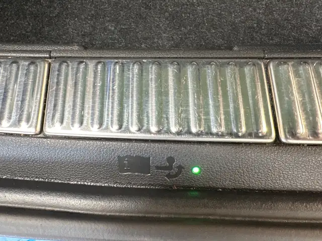 Skoda Superb view 8