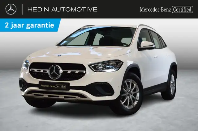 Mercedes-Benz GLA 180 Business Line | Smartphone Integratie | Achtertuit