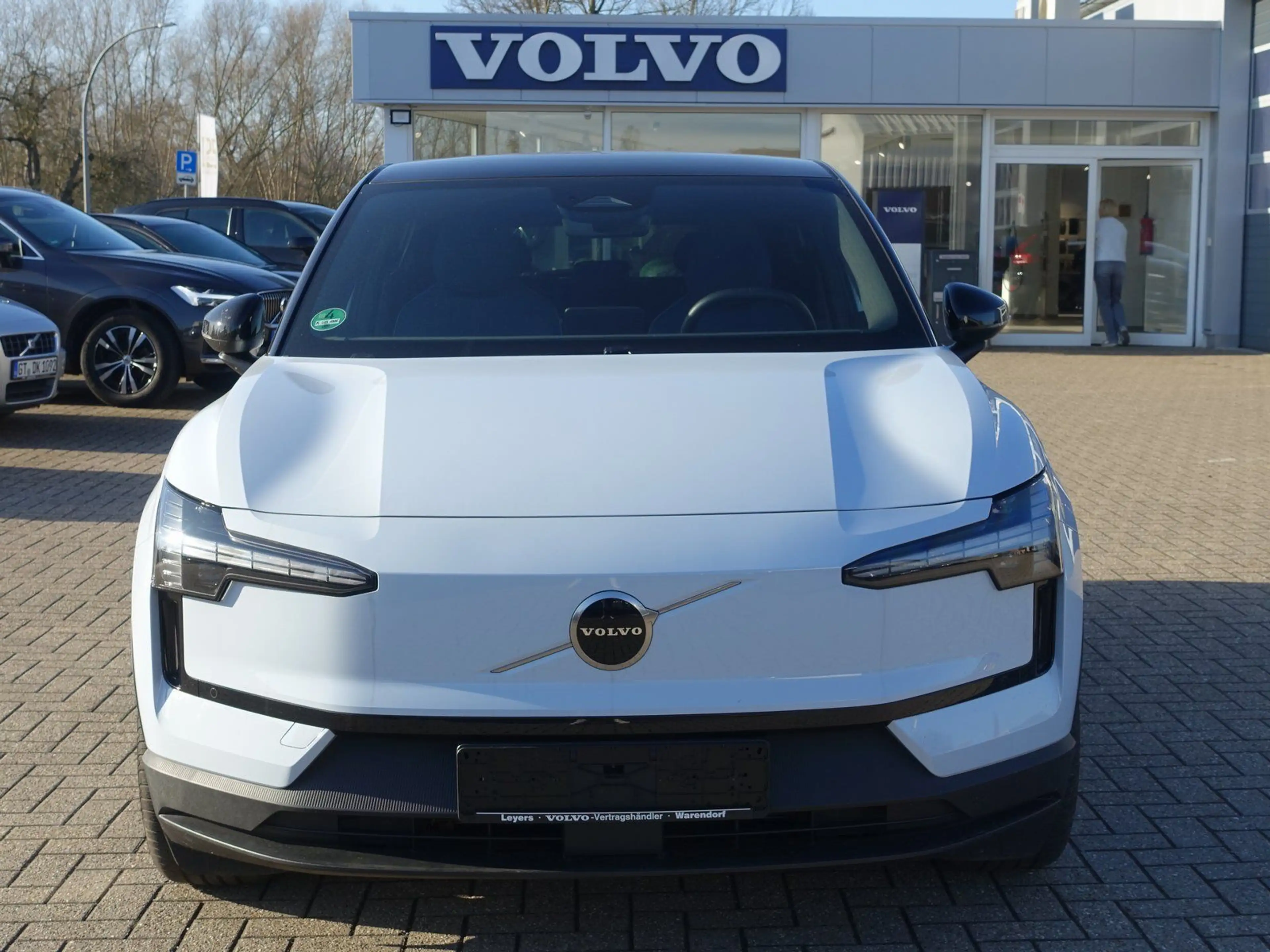 Volvo EX30 Plus Twin Motor Performance/Kamera/BLIS — photo 8