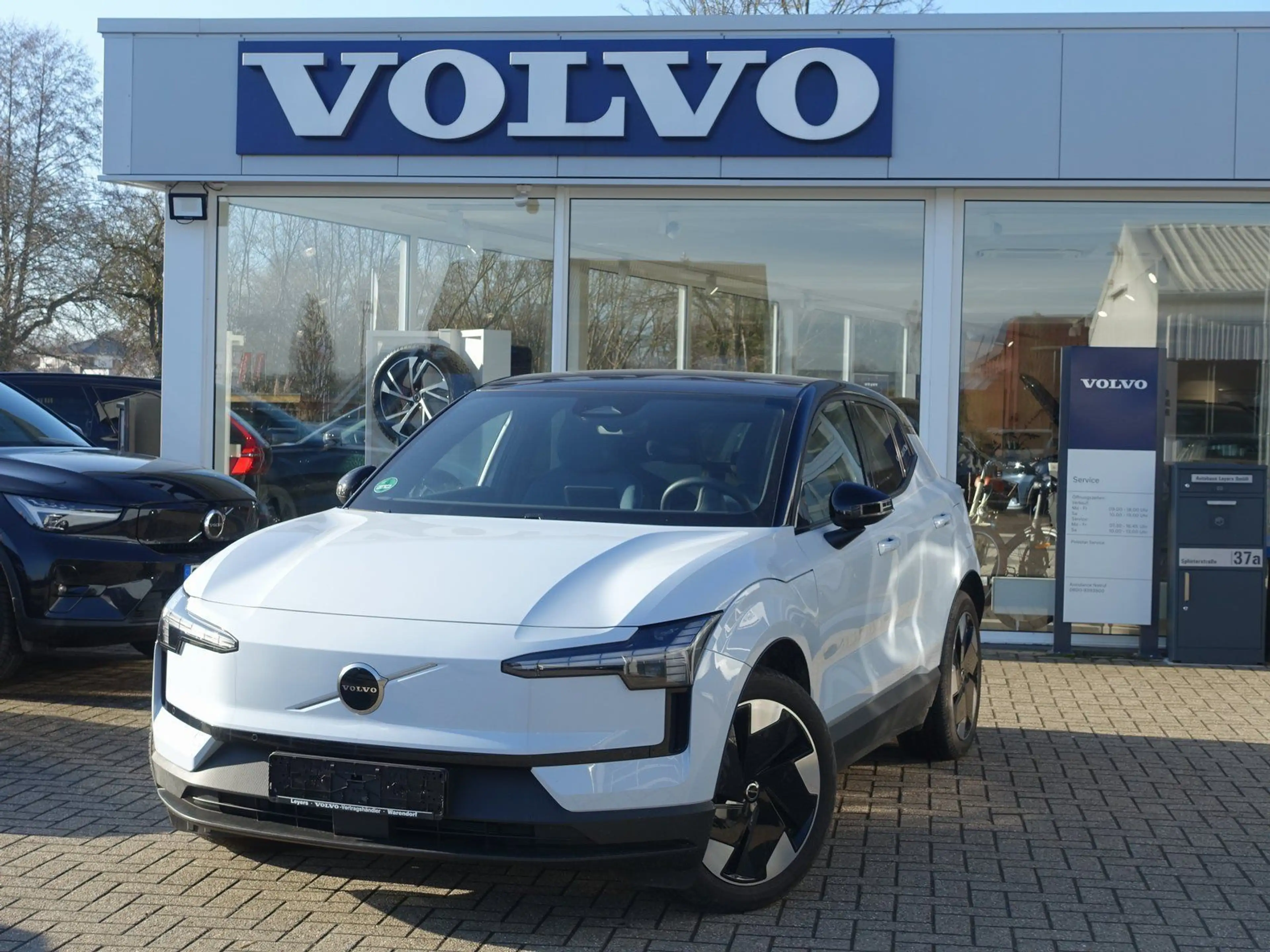 Volvo EX30 Plus Twin Motor Performance/Kamera/BLIS