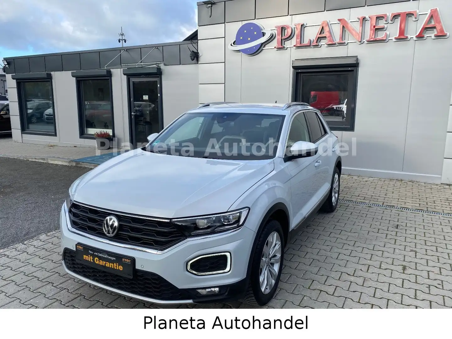 Volkswagen T-Roc Sport*1.HAND*AUTOMATIK*NAVI*LED*SHZ´KLIMAA Silber - 2