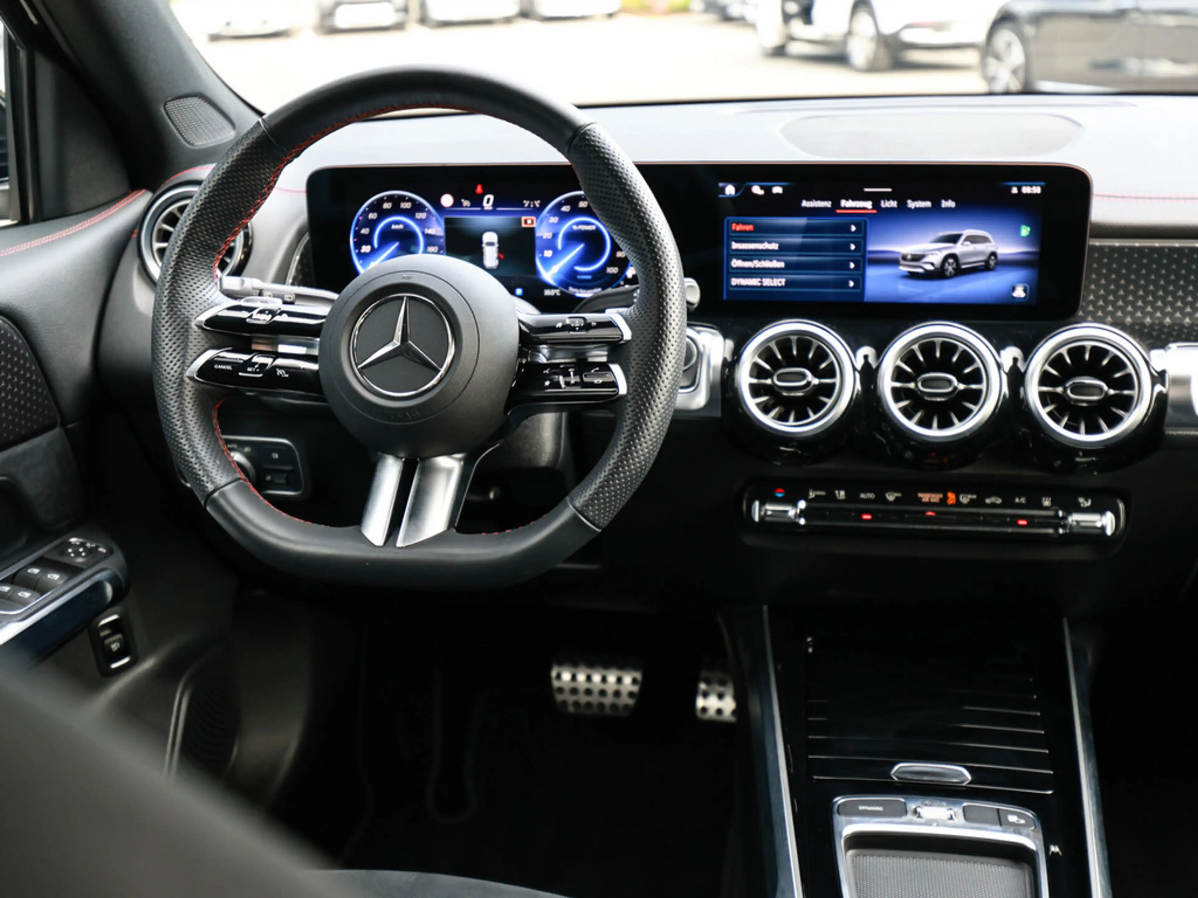 Mercedes-Benz EQB 250 + AMG Sport Advanced LED NAVI KAMERA — photo 12