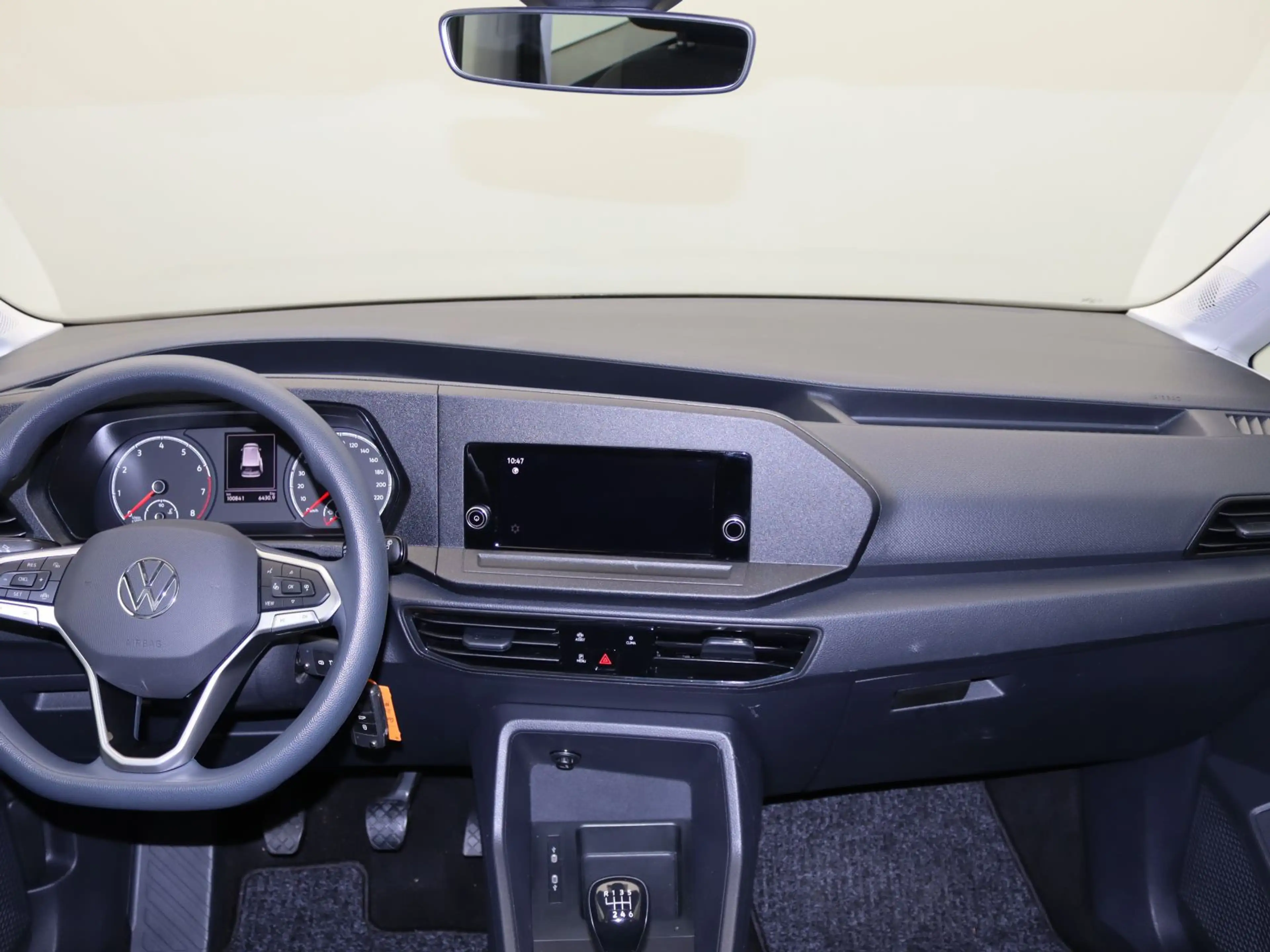 Volkswagen Caddy California 1.5 TSI / Bett, AHK, RFK — photo 11