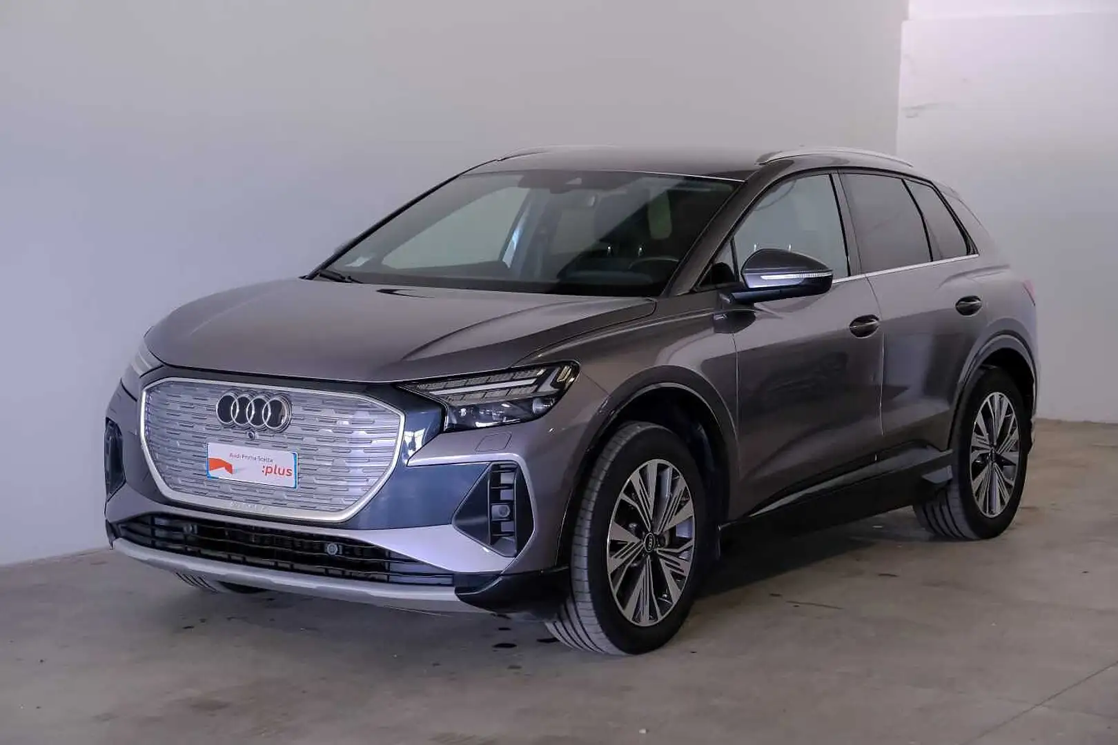 Audi Q4 e-tron 40 Business Advanced Grigio - 1
