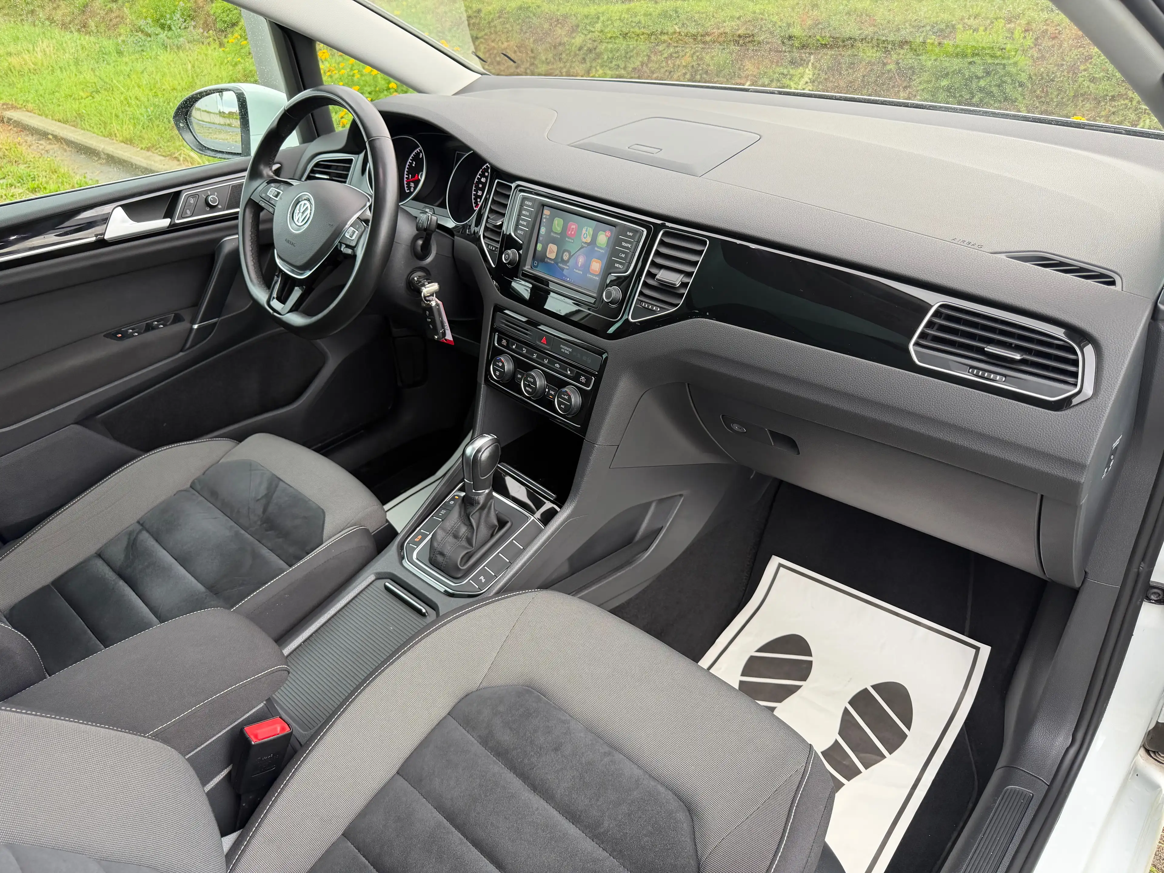 Volkswagen Golf Sportsvan Golf Sportsvan 1.4 TSI Highline DSG — photo 9