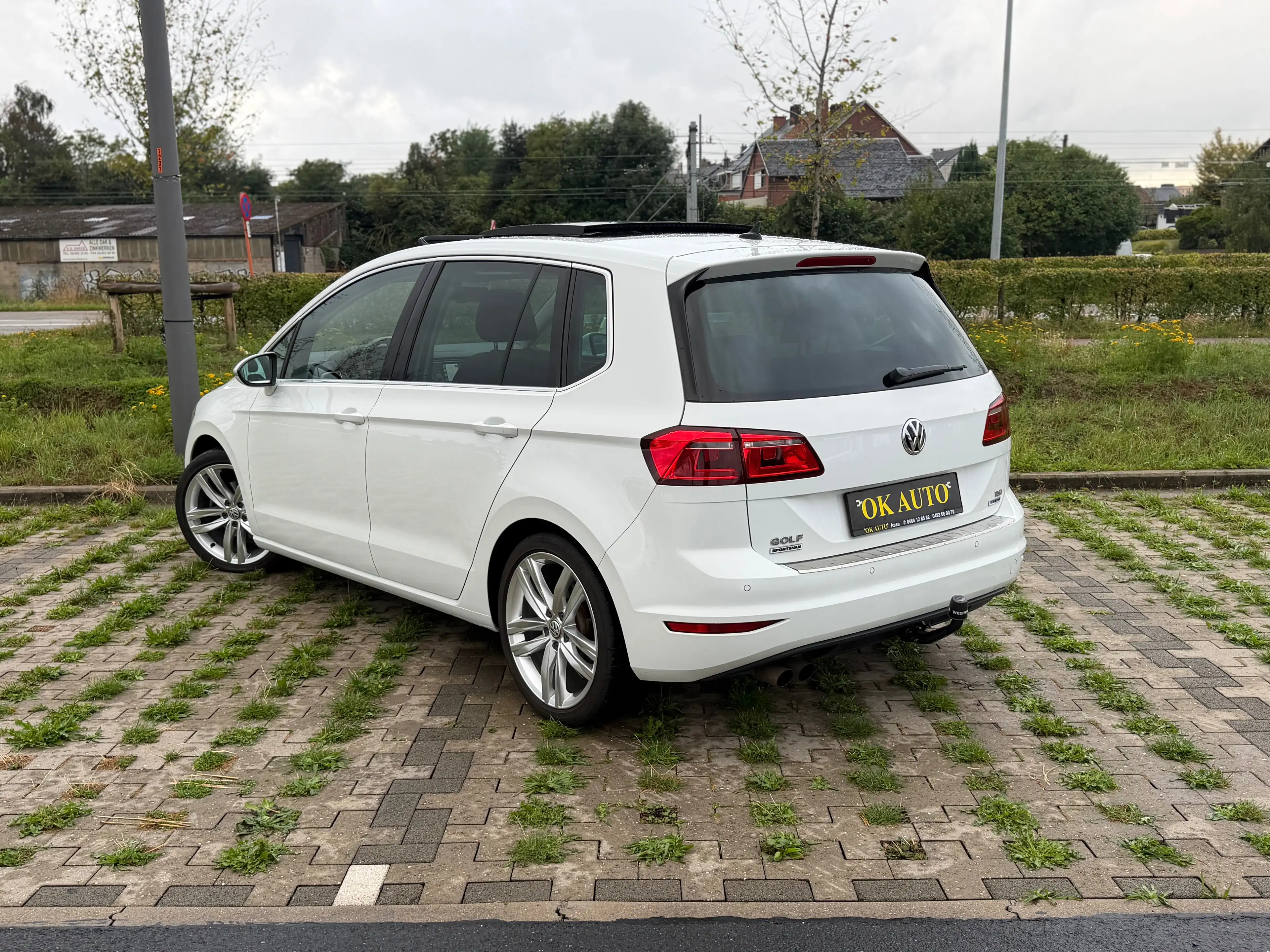 Volkswagen Golf Sportsvan Golf Sportsvan 1.4 TSI Highline DSG — photo 4