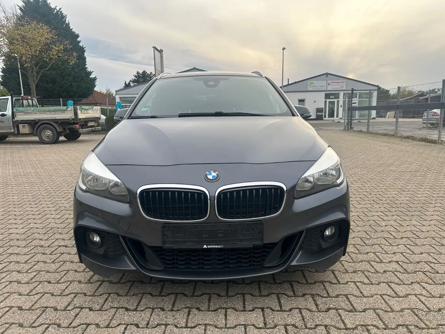 BMW 220 Baureihe 2 Gran Tourer 220 i M Sport 7 Sitze Grau - 1