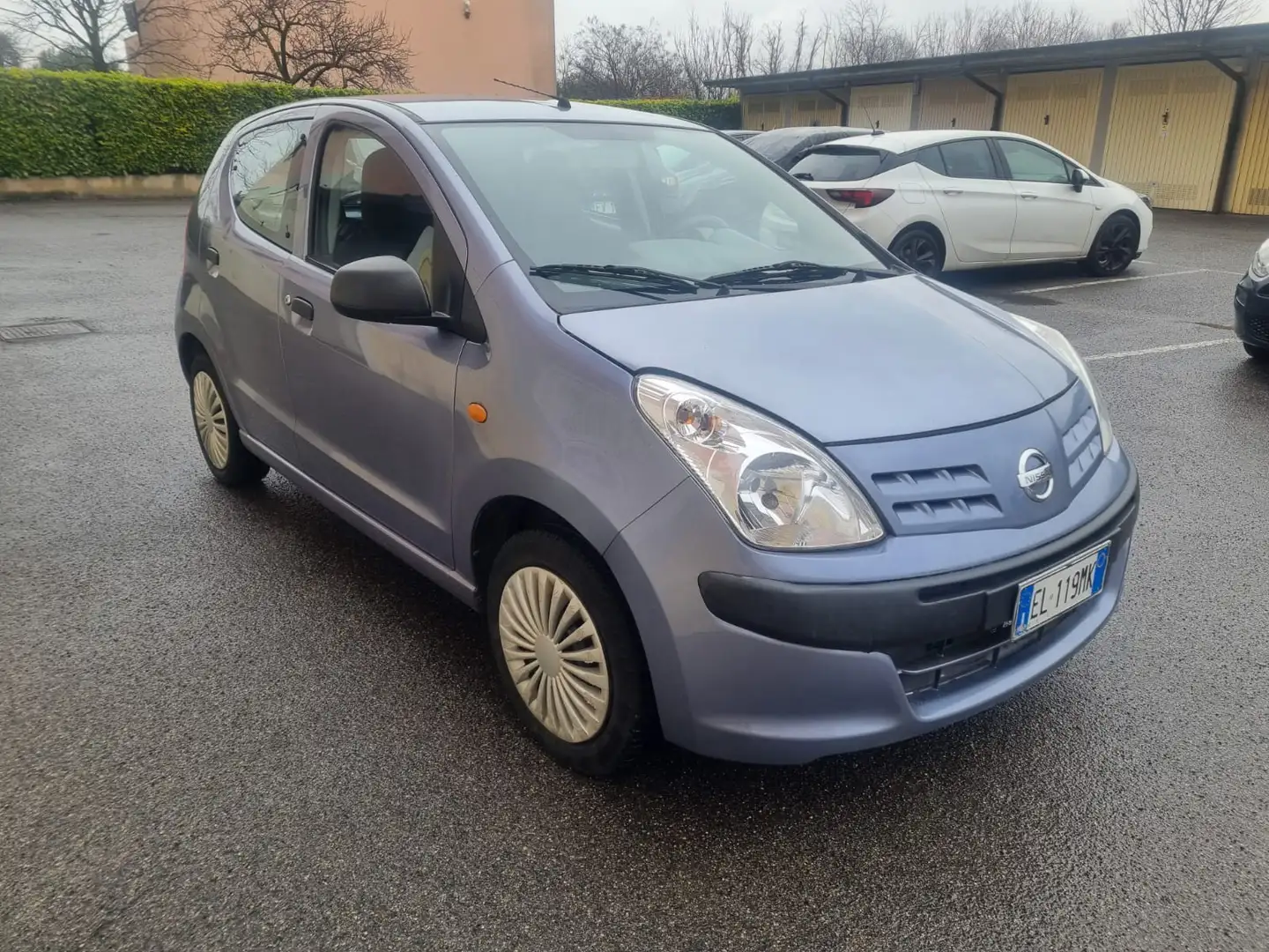 Nissan Pixo 1.0 Active - 1