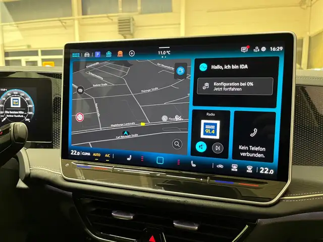 Volkswagen Passat view 13