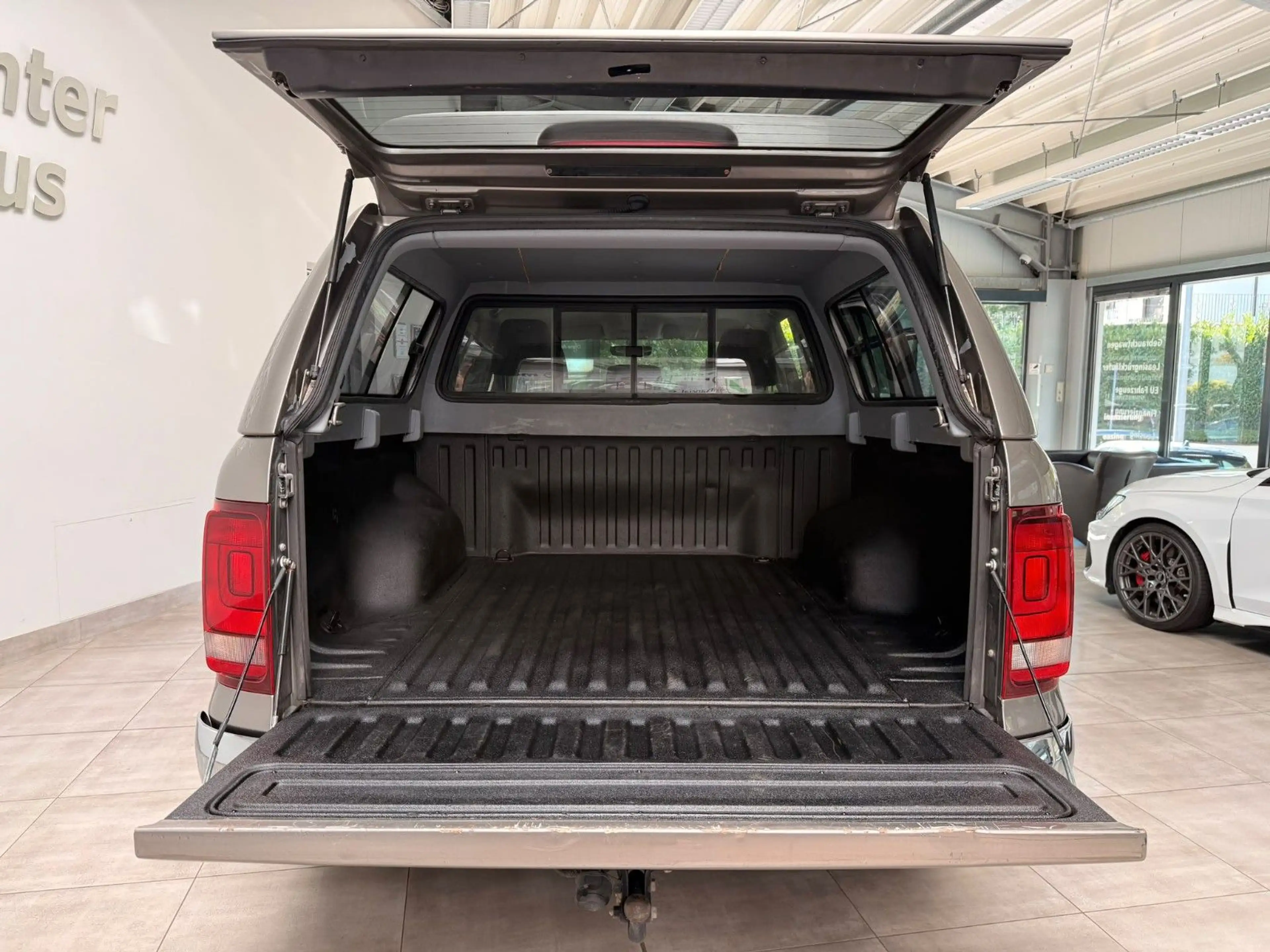 Volkswagen Amarok Highline 4Mot DoubleCab Standhz AHK Leder — photo 8