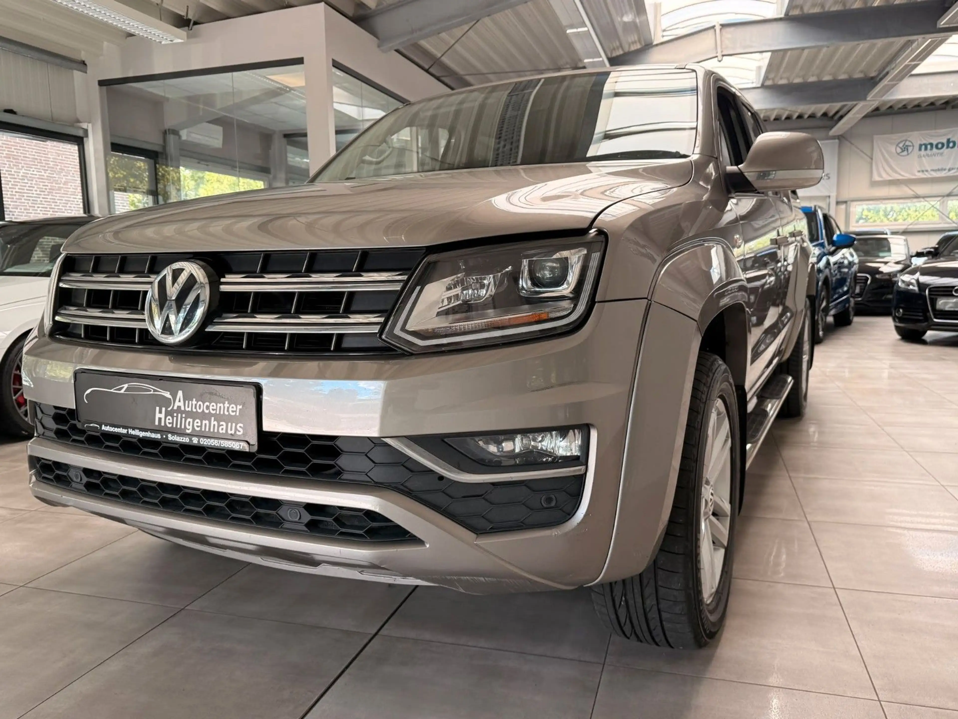 Volkswagen Amarok Highline 4Mot DoubleCab Standhz AHK Leder — photo 4