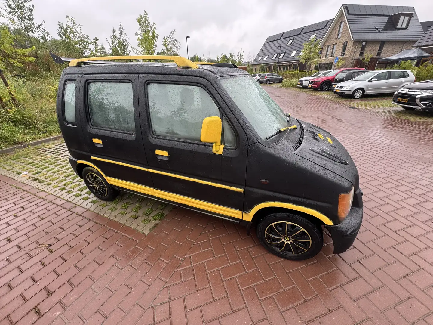 Suzuki Wagon R+ - 1