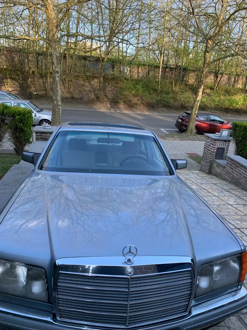 Mercedes-Benz 280 Azul - 2