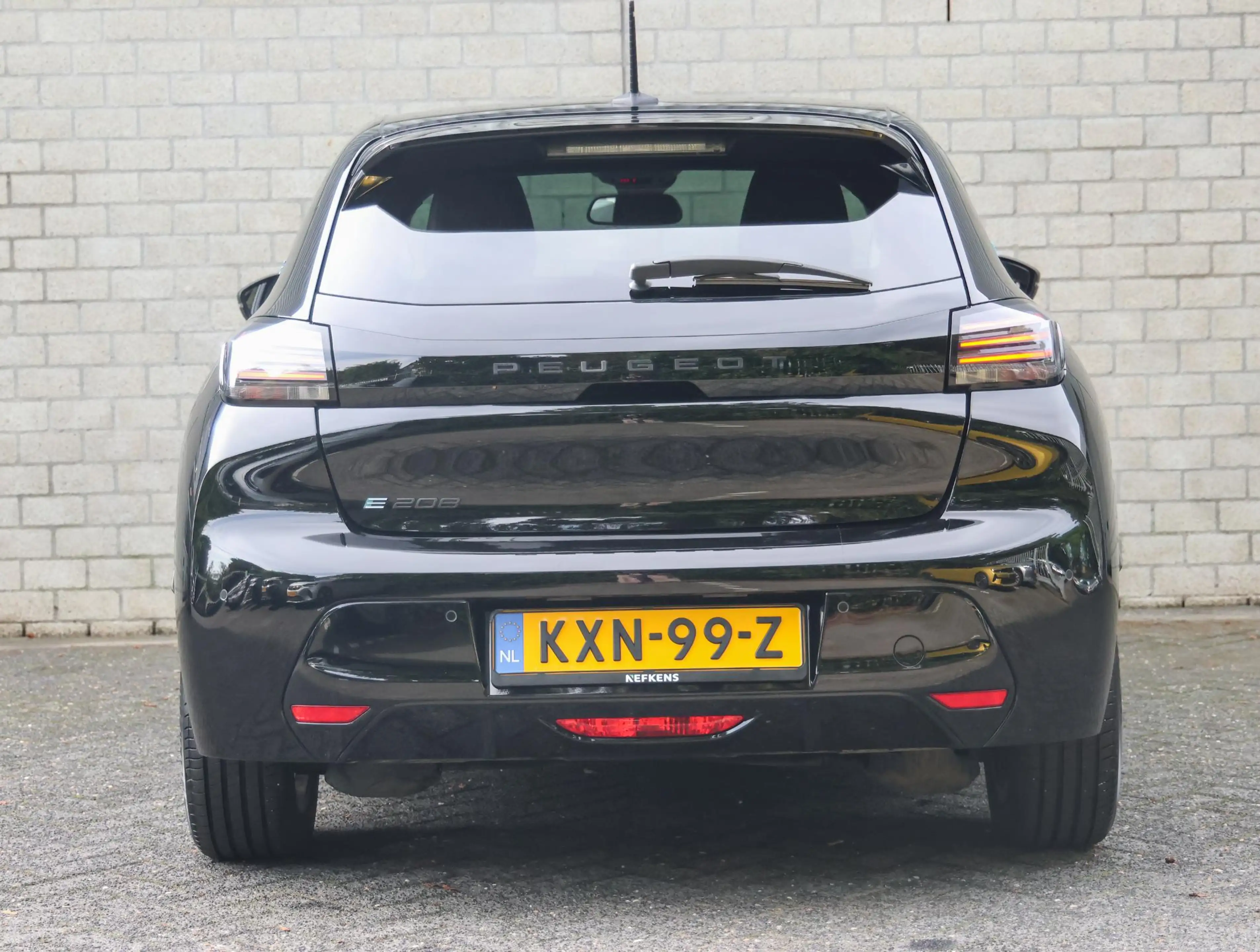 Peugeot e-208 e-Style 50 kWh | Navigatie | Parkeersensoren | Cru — photo 7