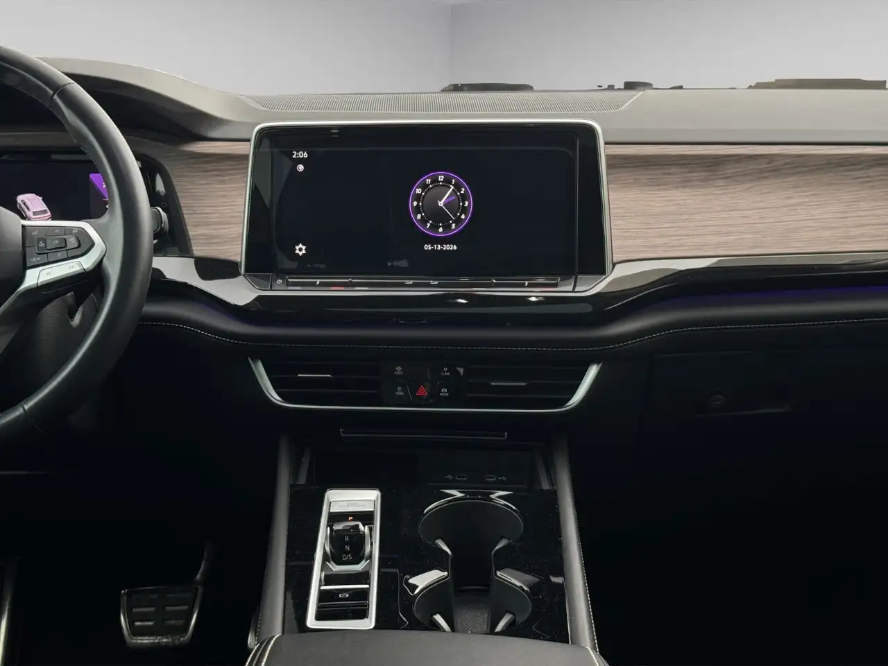 Volkswagen Atlas снимка Volkswagen Atlas