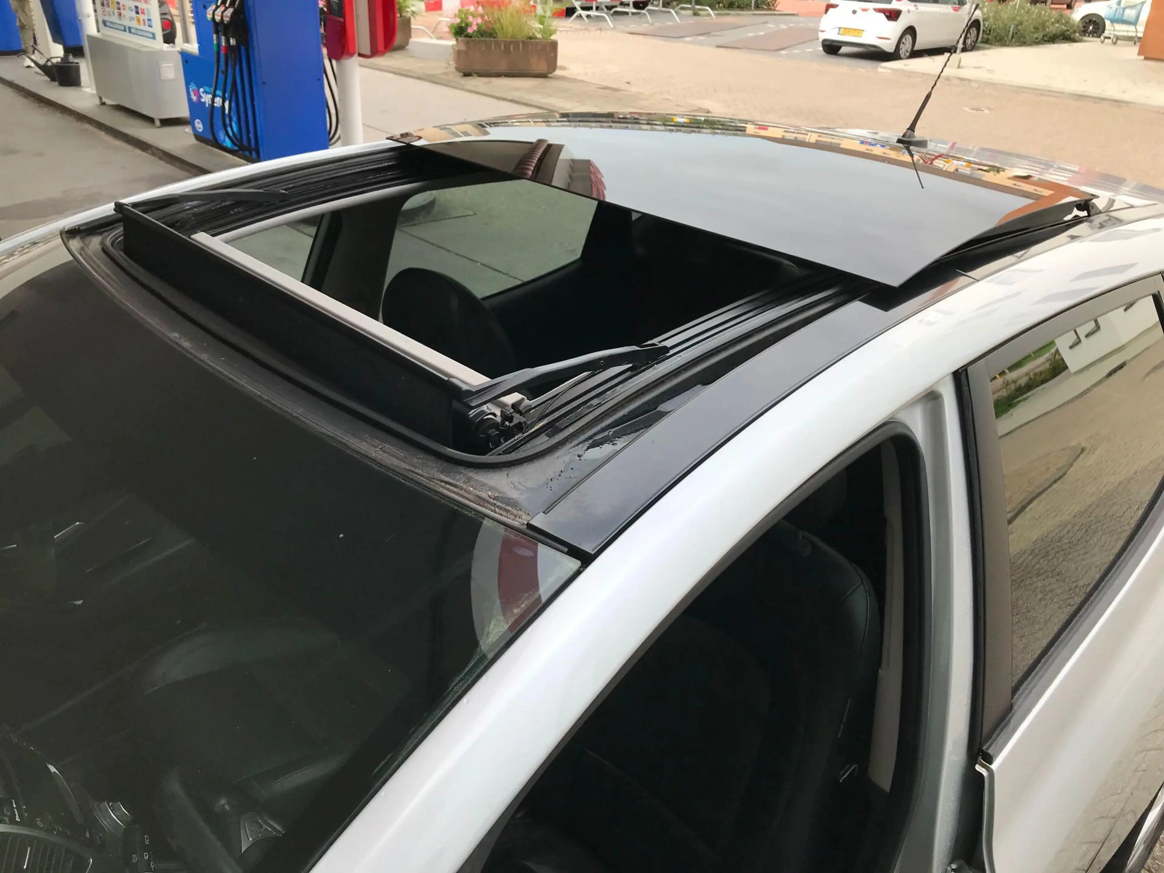 Hyundai iX20 1.4i i-Catcher — photo 9