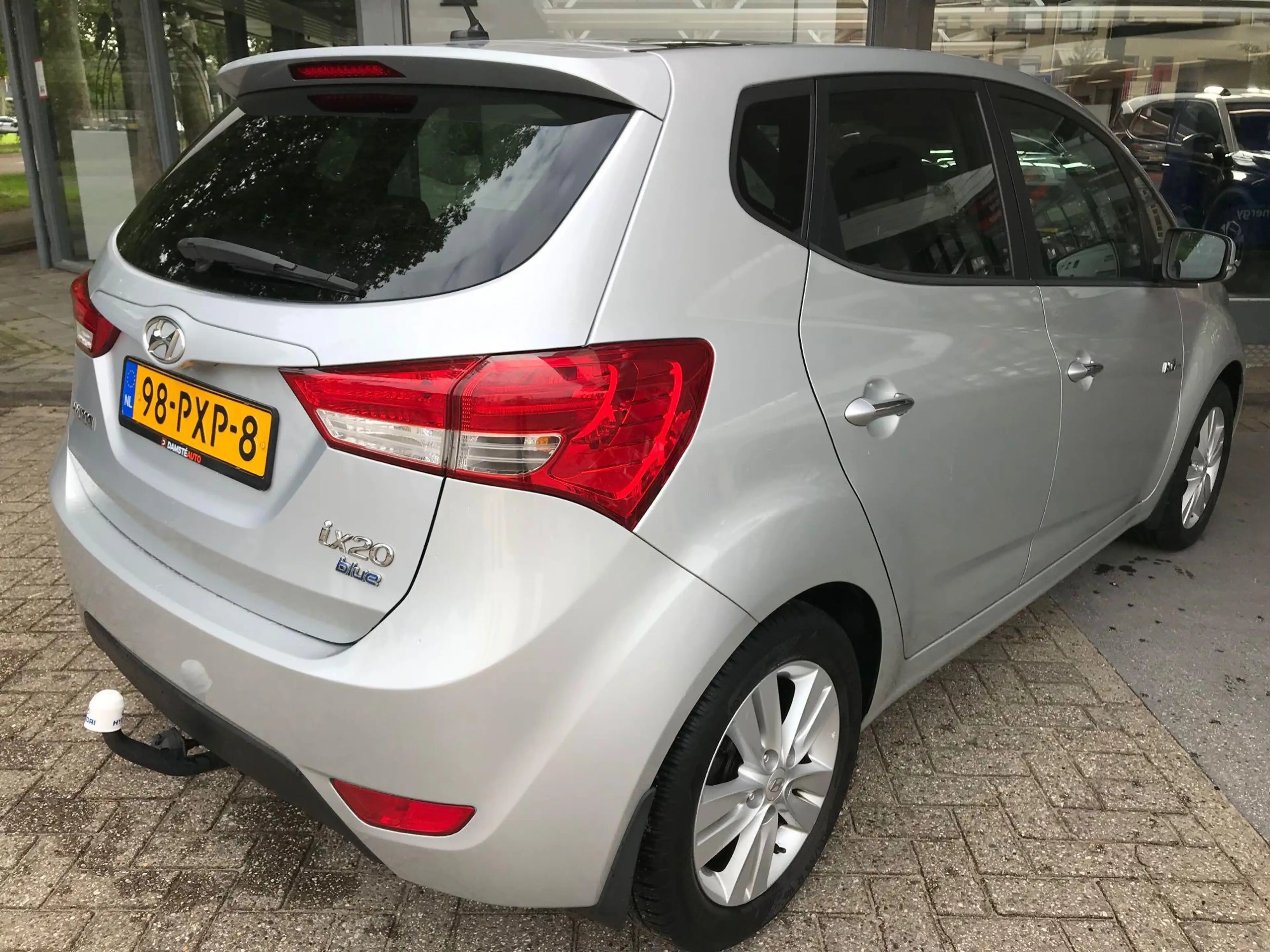 Hyundai iX20 1.4i i-Catcher — photo 2