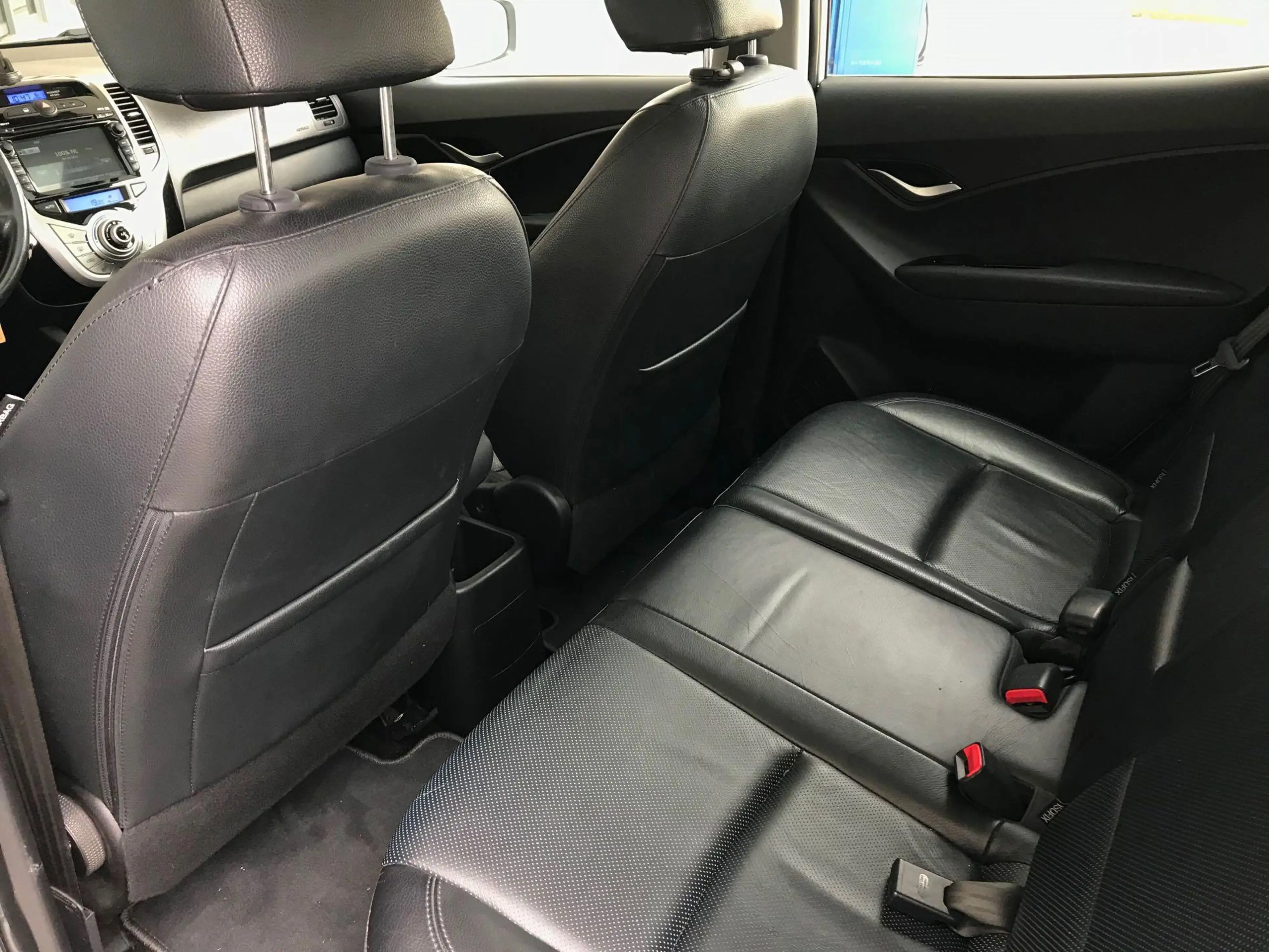 Hyundai iX20 1.4i i-Catcher — photo 11