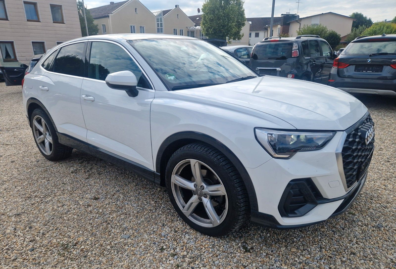 Audi Q3 Sportback TDI Autom.  Virtual Leder Pano — photo 2