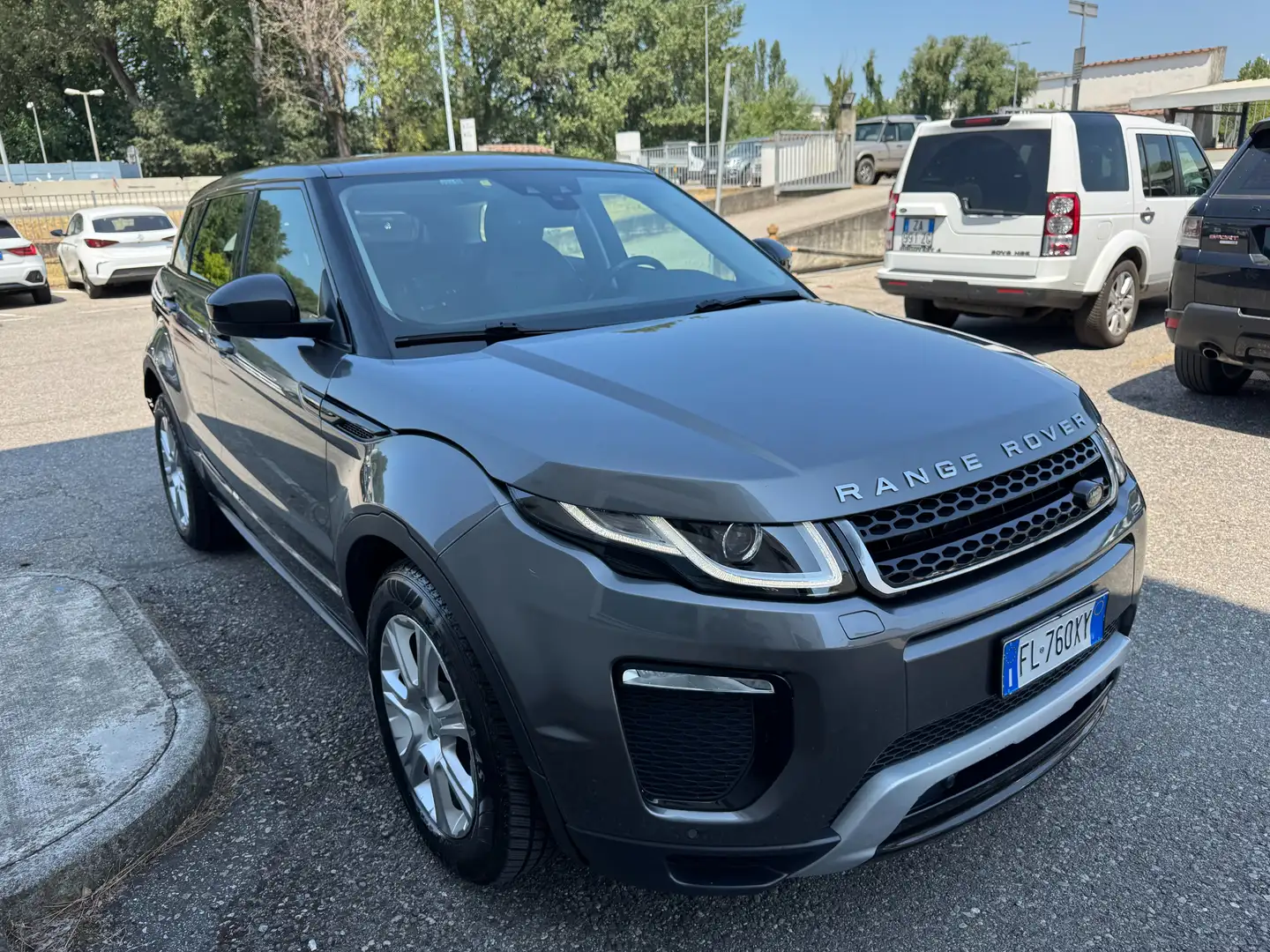 Land Rover Range Rover Evoque 5p 2.0 td4 SE Dynamic 150cv auto my18 Grigio - 1