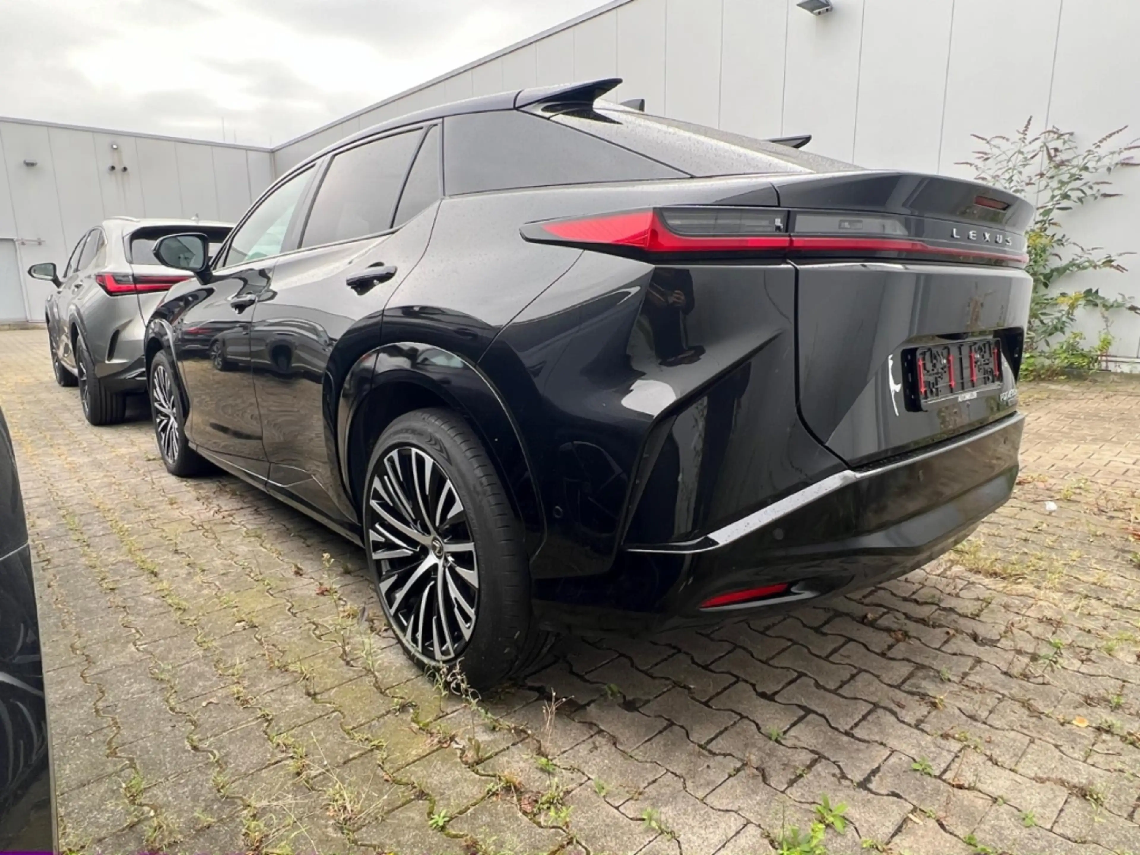 Lexus RZ 450e DIRECT4 *Luxury Paket*Glasdach dimmbar* — photo 3
