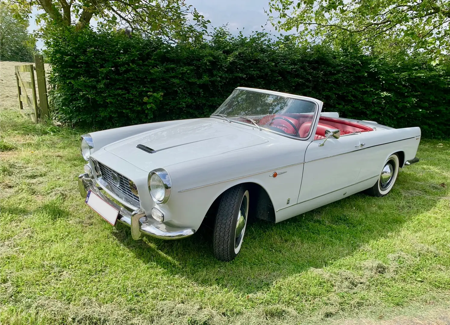 Lancia Appia Vignale convertibile Blanc - 1