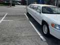 Lincoln Town Car Wit - thumbnail 3