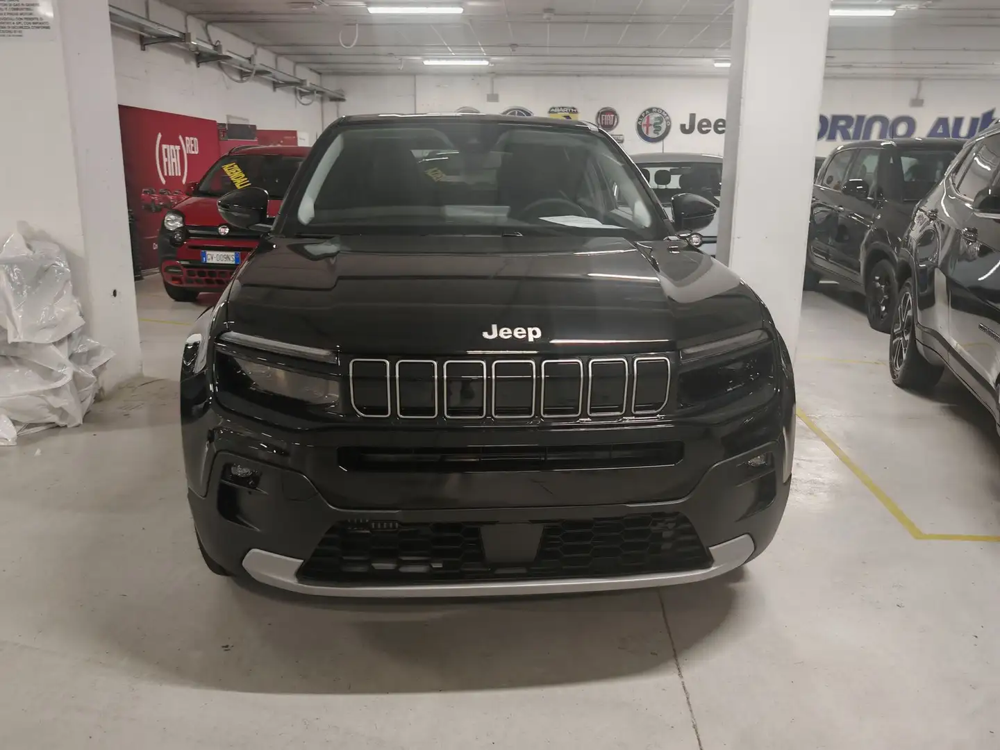 Jeep Avenger Avenger 1.2 Turbo 100 CV Altitude Noir - 2