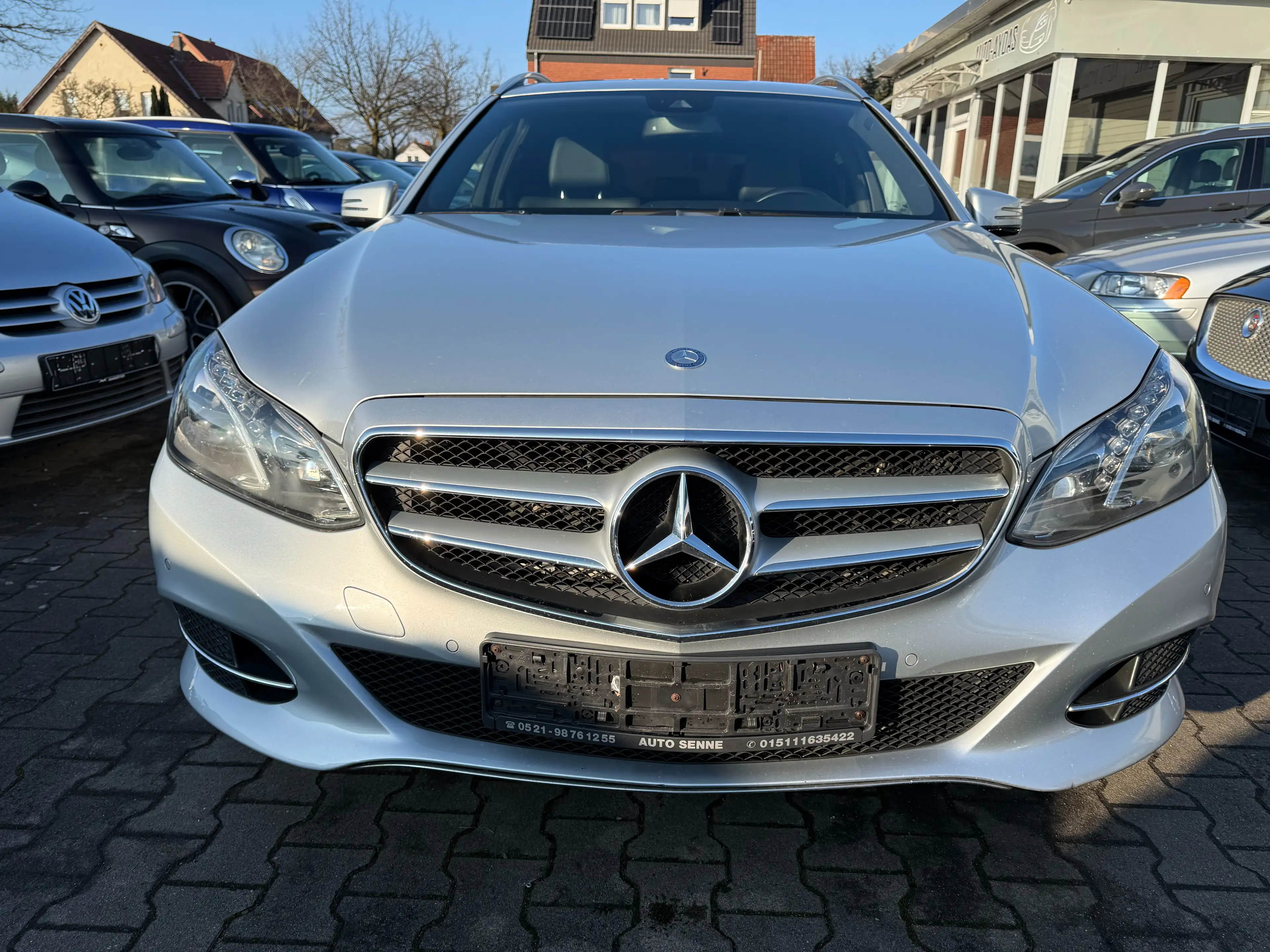 Mercedes-Benz E 250 E 250 Avangarde BlueTec 4Matic~Navi~Leder~LED — photo 3