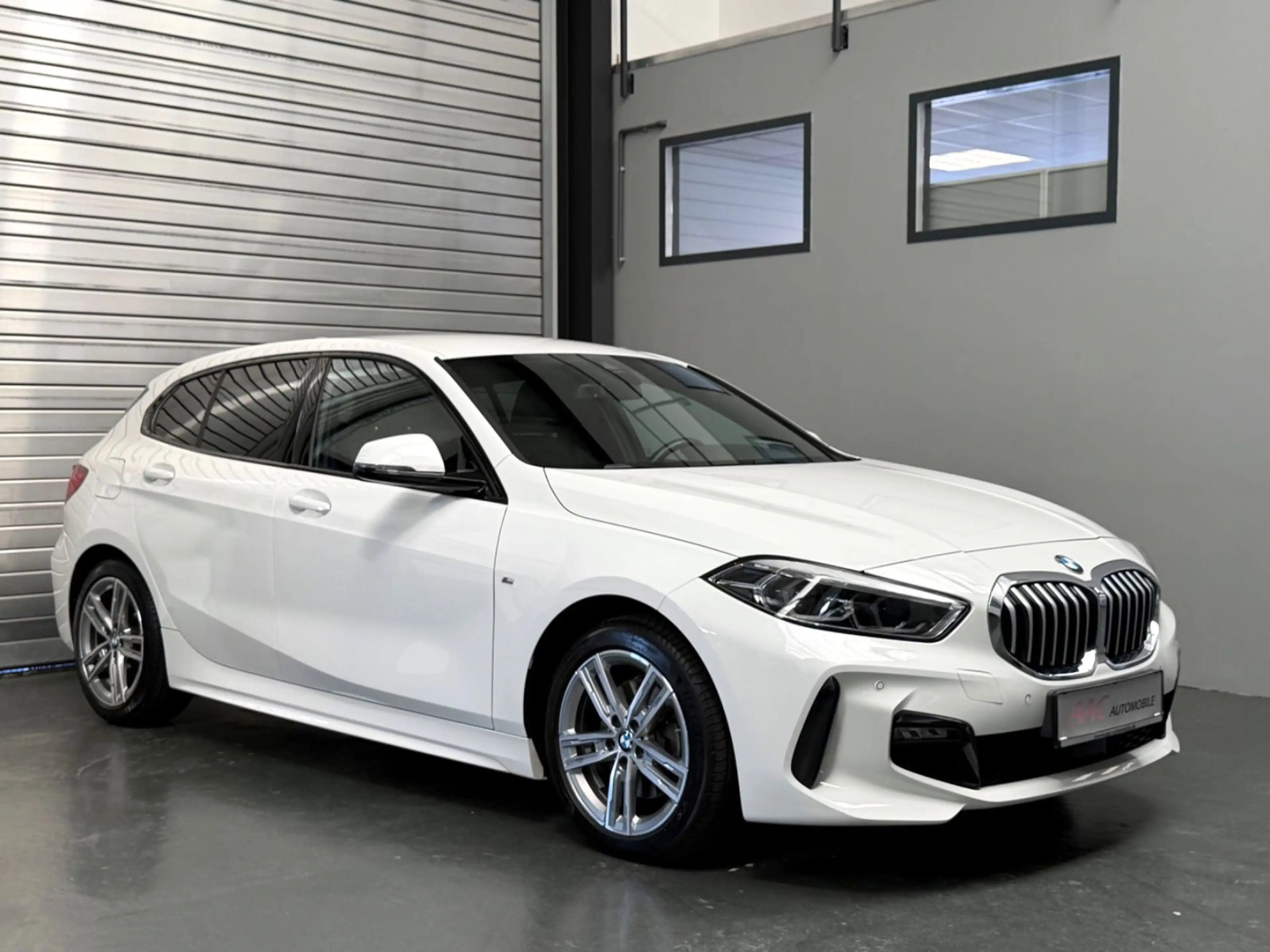 BMW 118 i M Sport/Navi/CarPlay/Tempomat/AHK