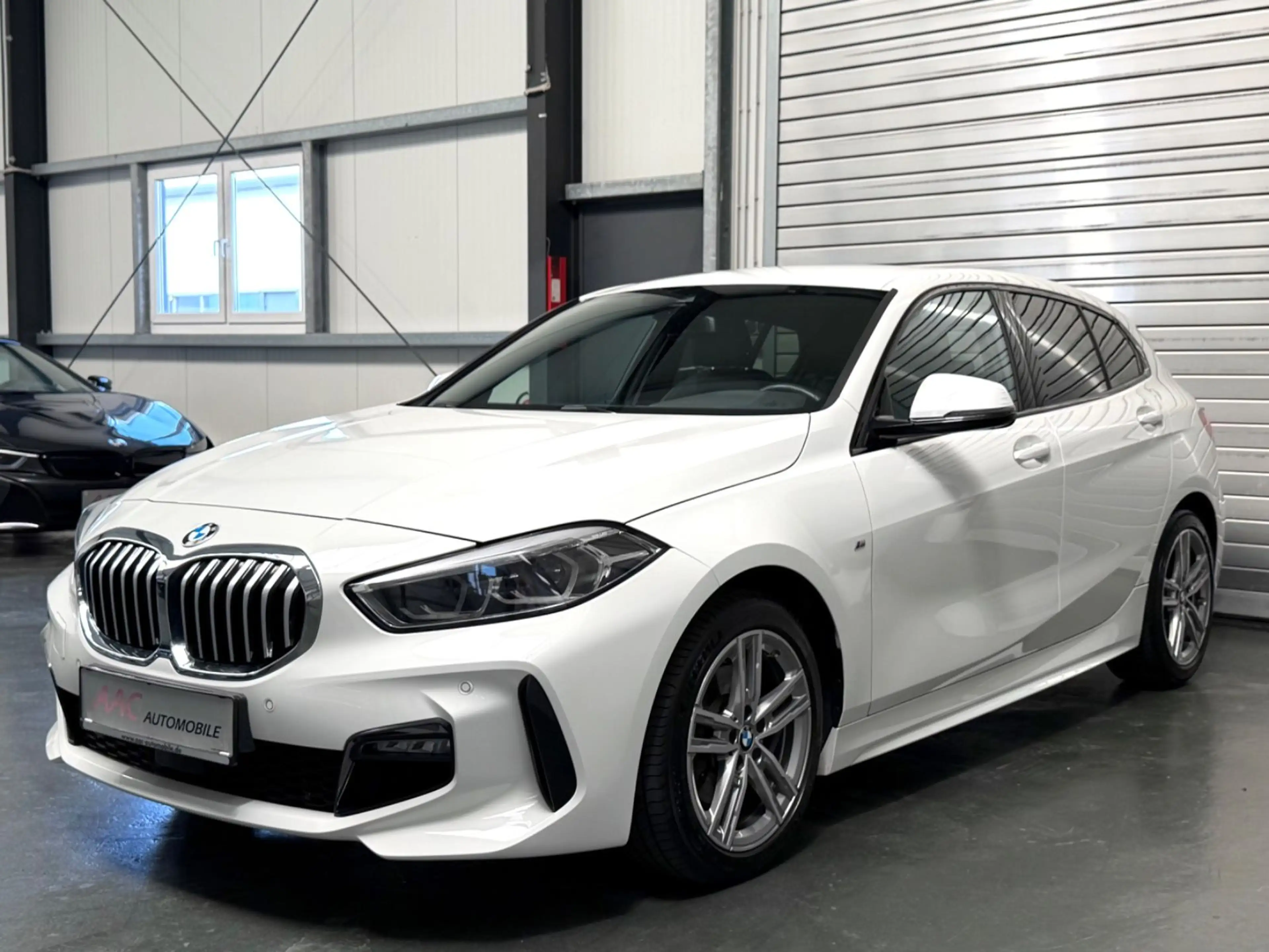 BMW 118 i M Sport/Navi/CarPlay/Tempomat/AHK — photo 7