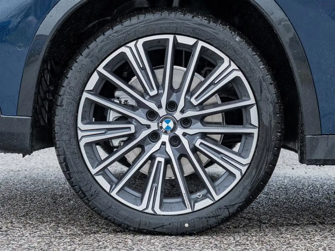 BMW X1 снимка BMW X1