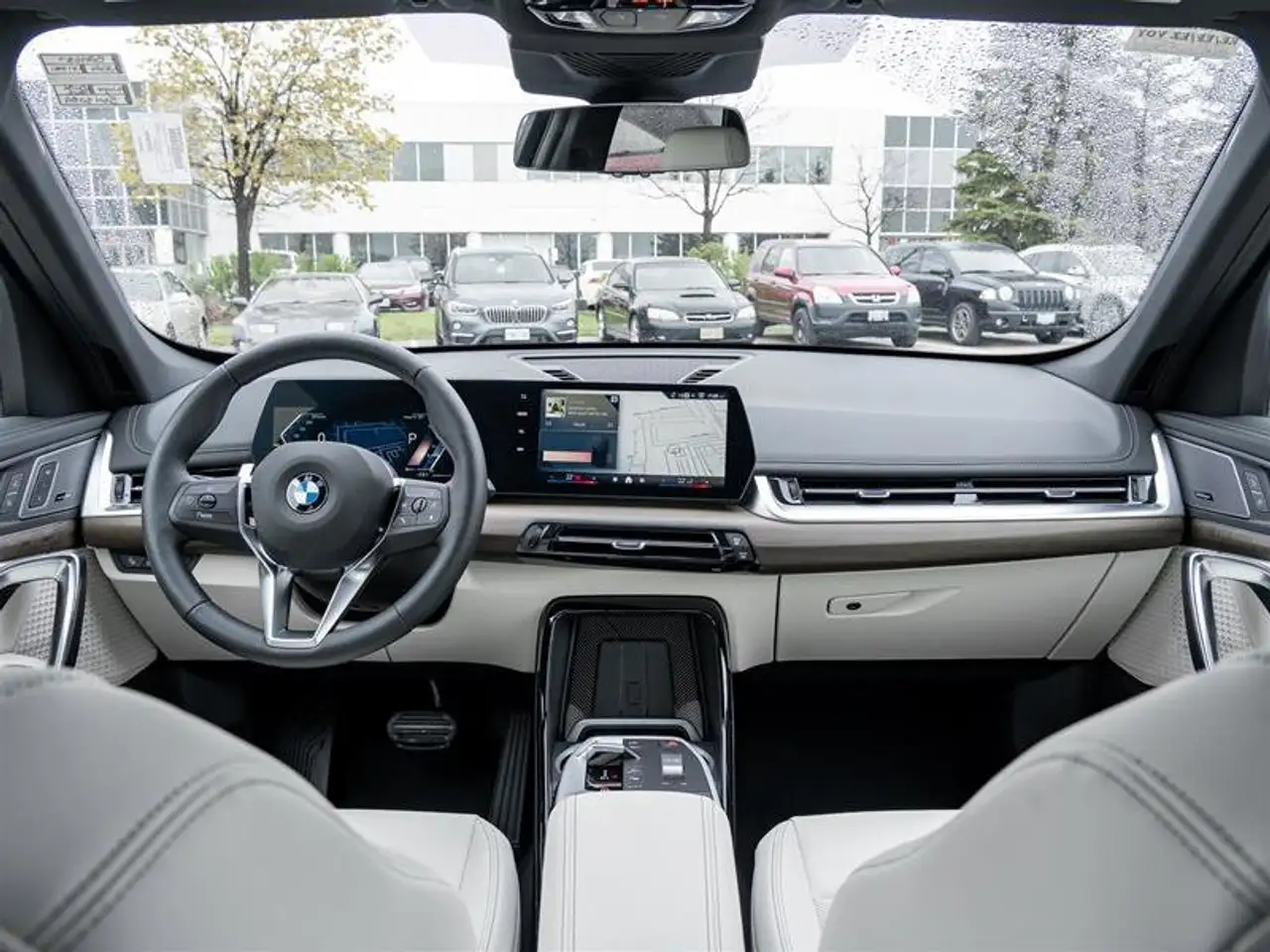 BMW X1 снимка BMW X1