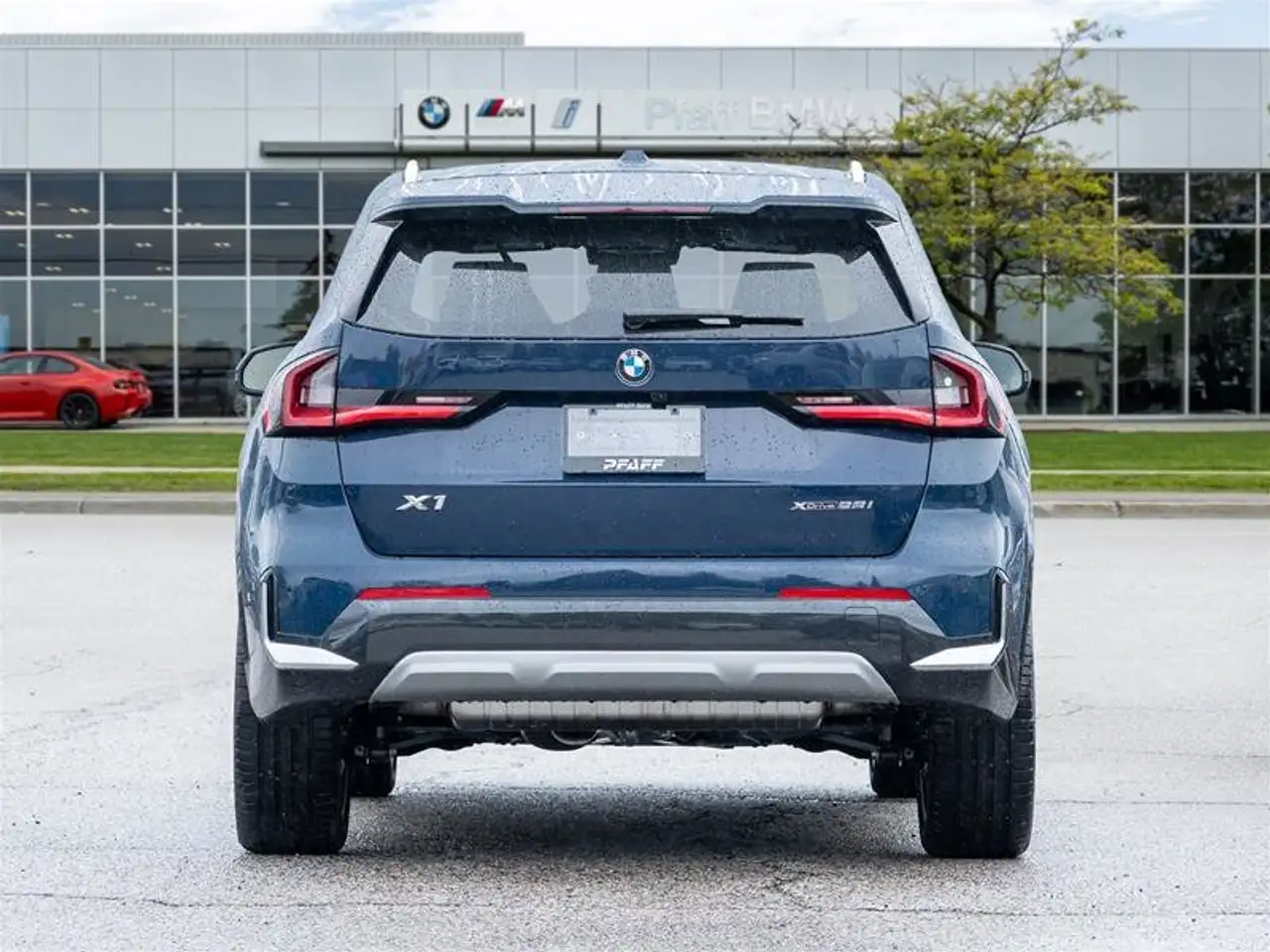 BMW X1 снимка BMW X1