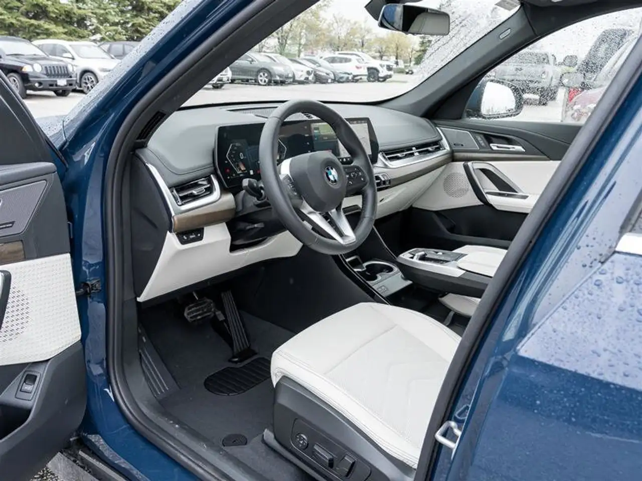 BMW X1 снимка BMW X1