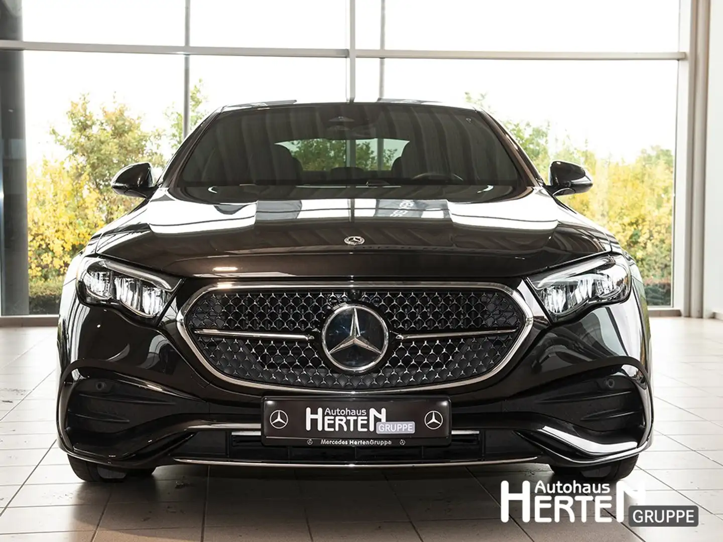 Mercedes-Benz E 300 e+AMG+LED+AMBIENTE+WINTER-P.+R-KAMERA+SHZ Gris - 2